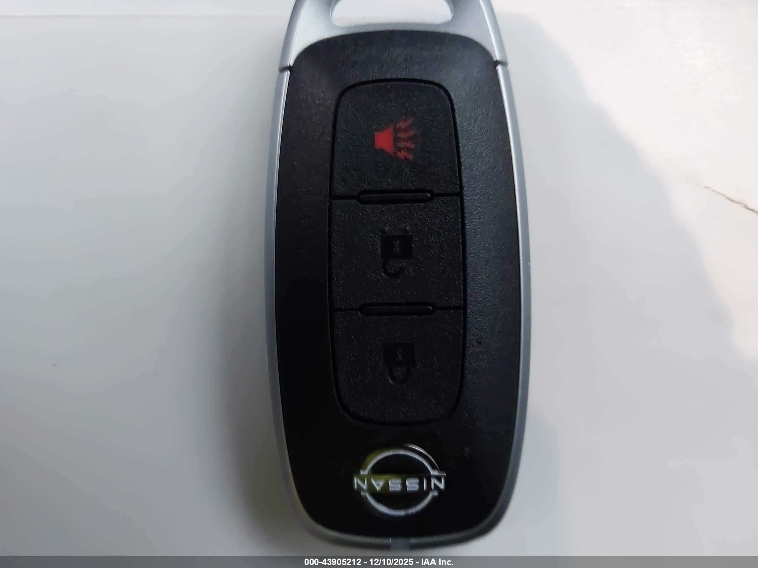 NISSAN KICKS image 11