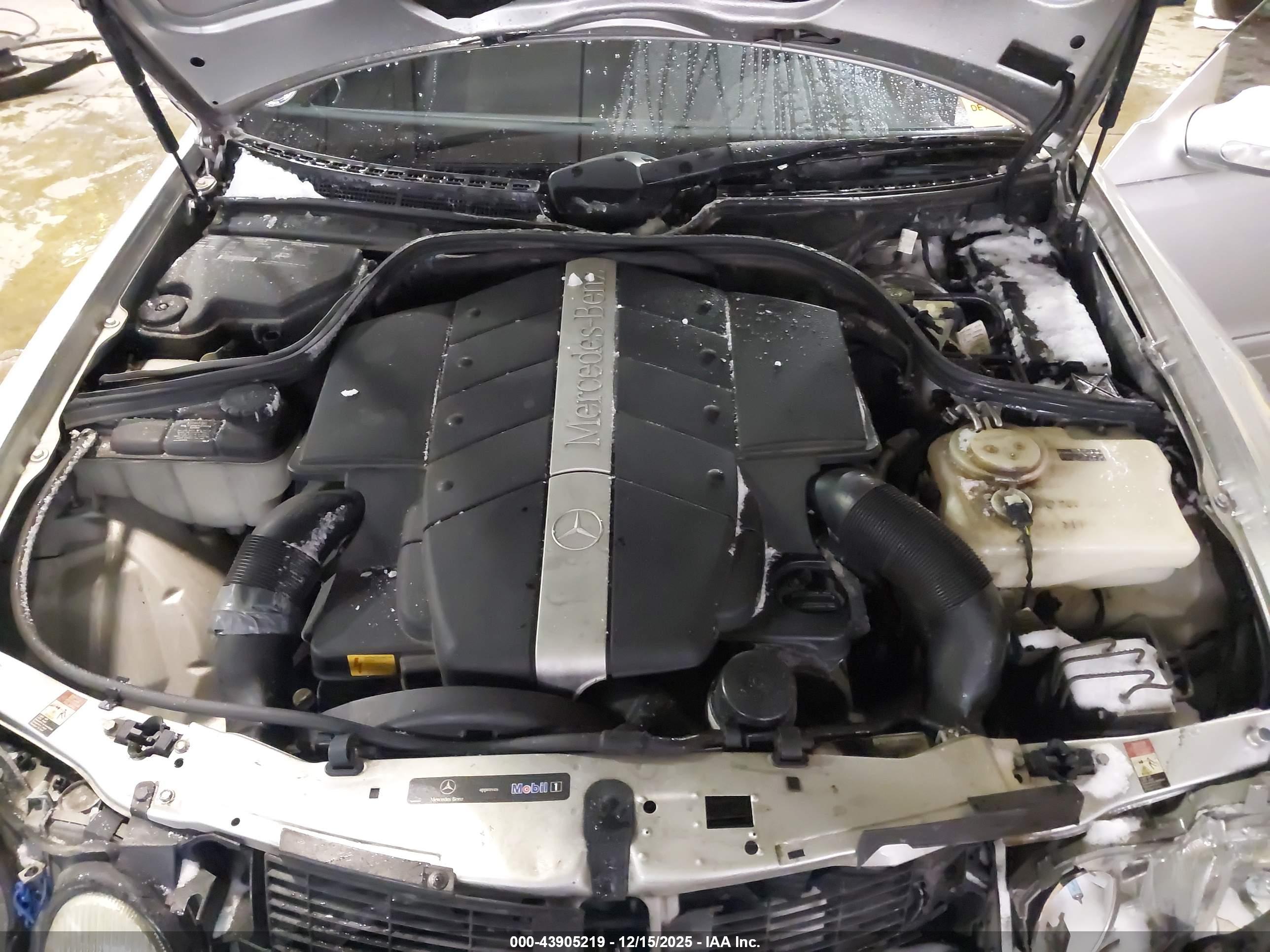 MERCEDES-BENZ CLK image 10