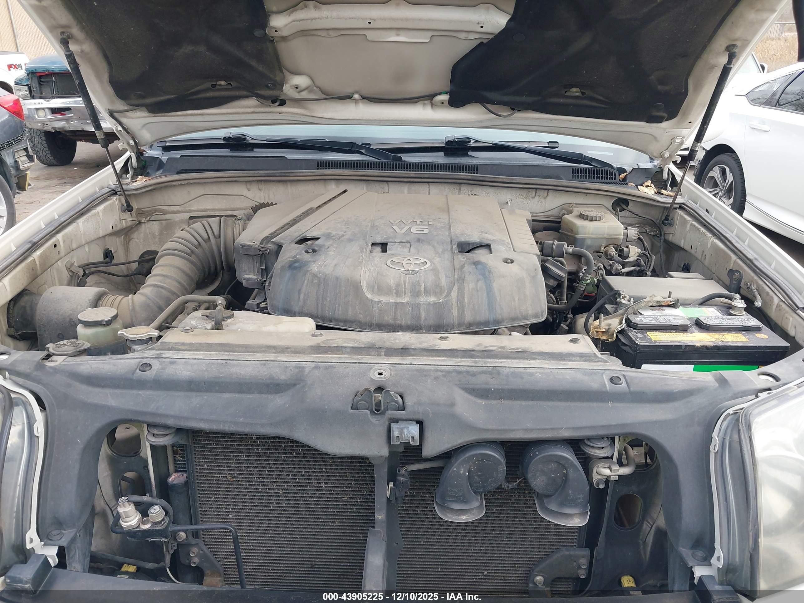 TOYOTA 4RUNNER image 10