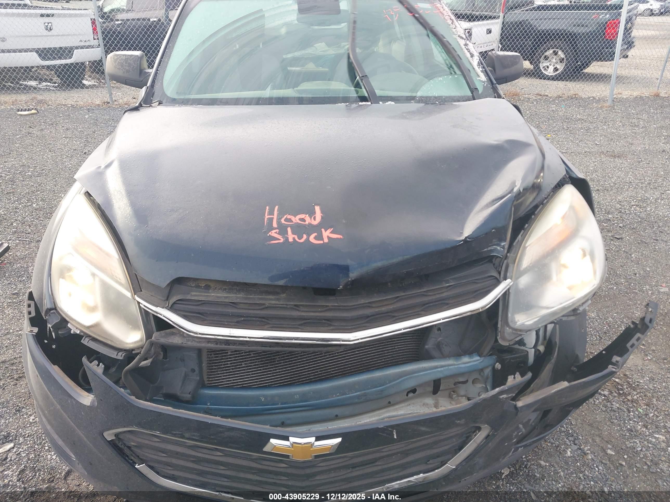 CHEVROLET EQUINOX image 10