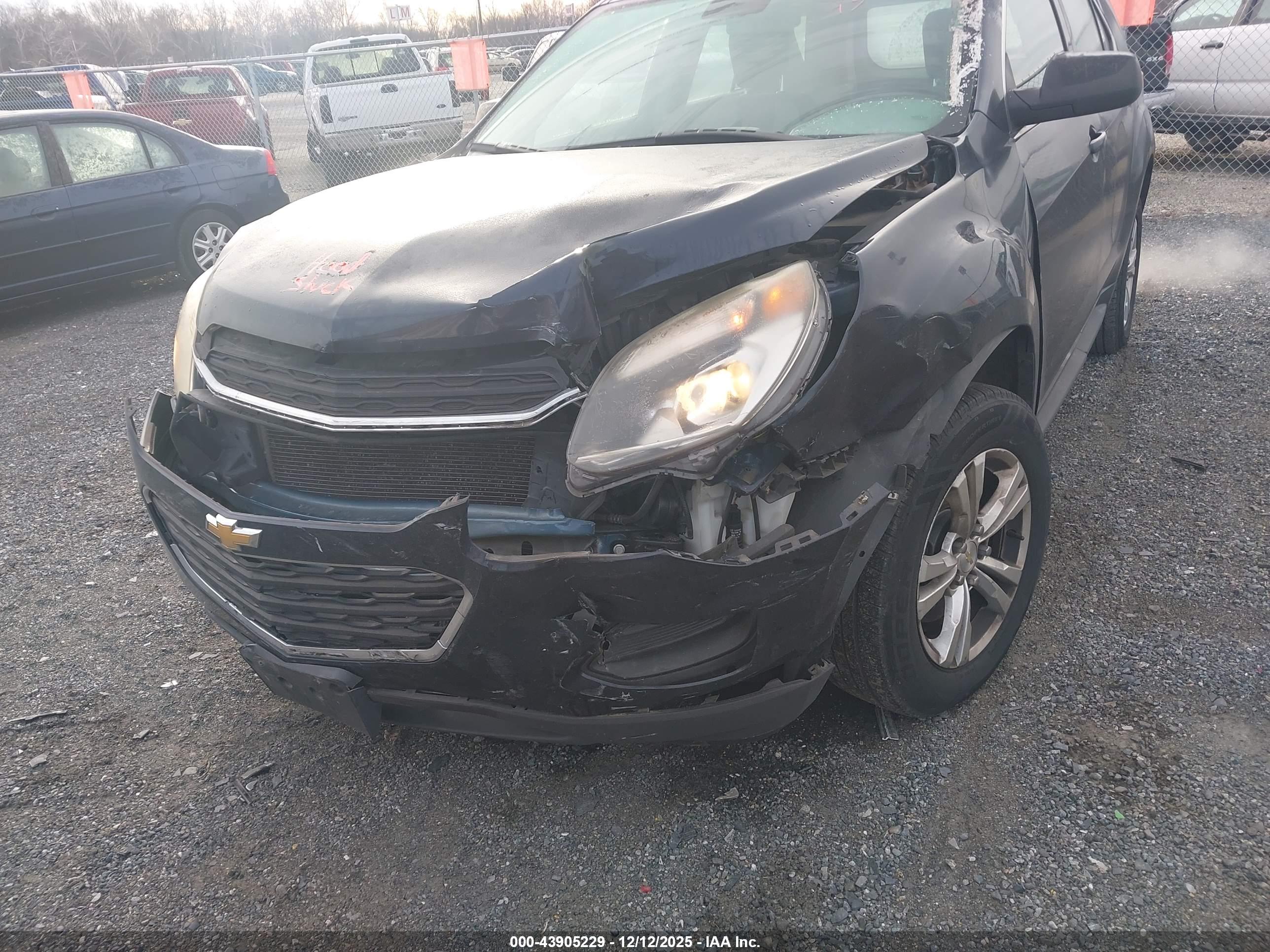 CHEVROLET EQUINOX image 6