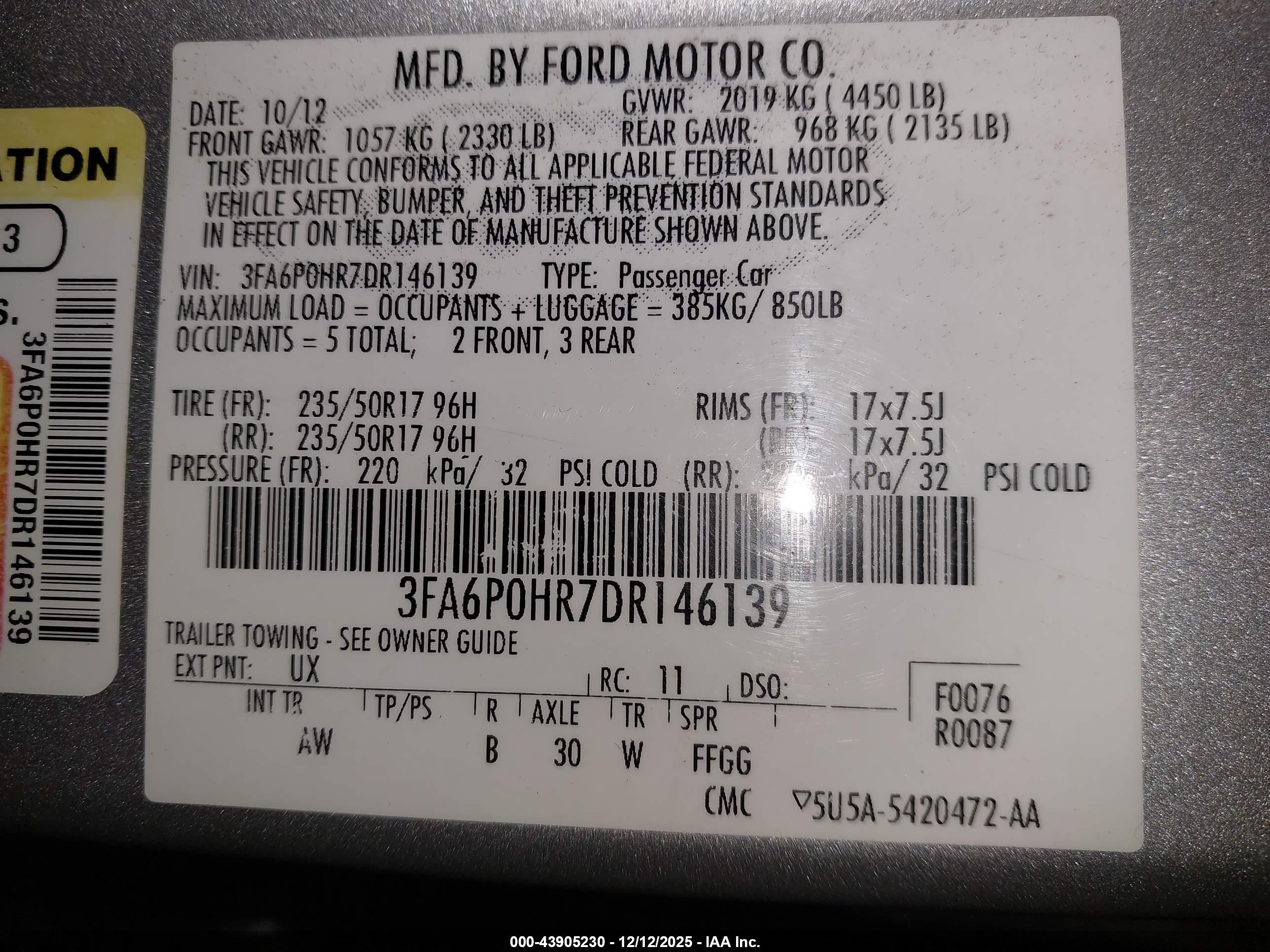FORD FUSION image 9