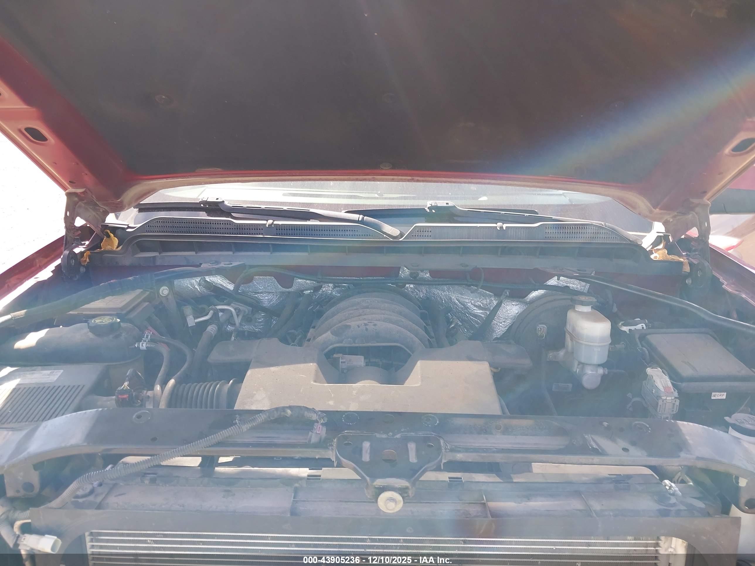 CHEVROLET SILVERADO image 10