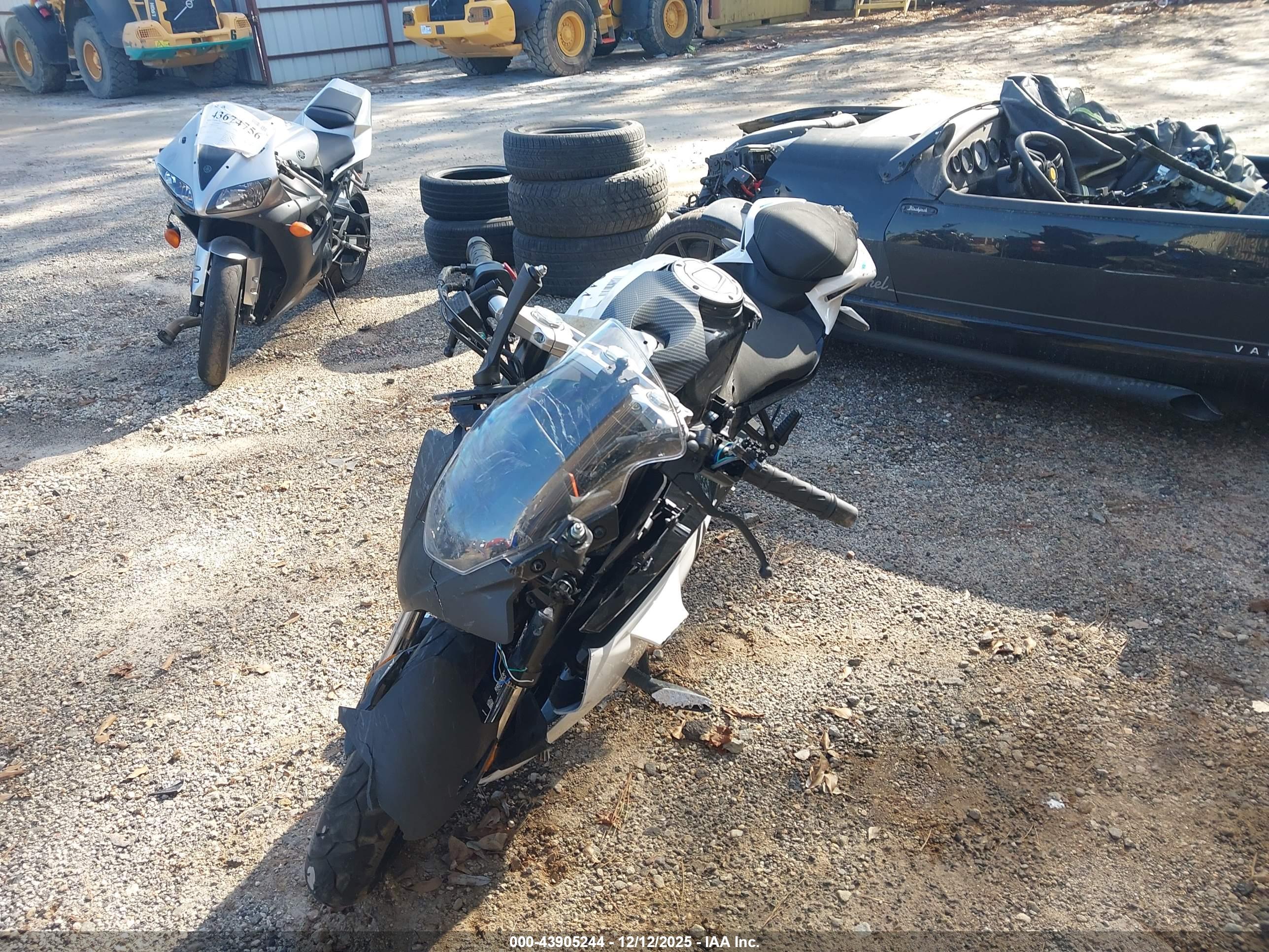 CF MOTO image 2