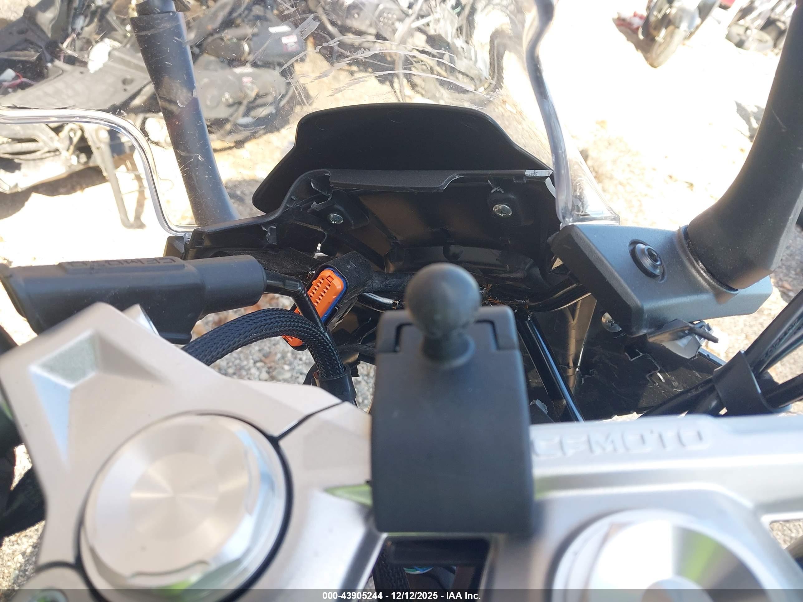 CF MOTO image 7