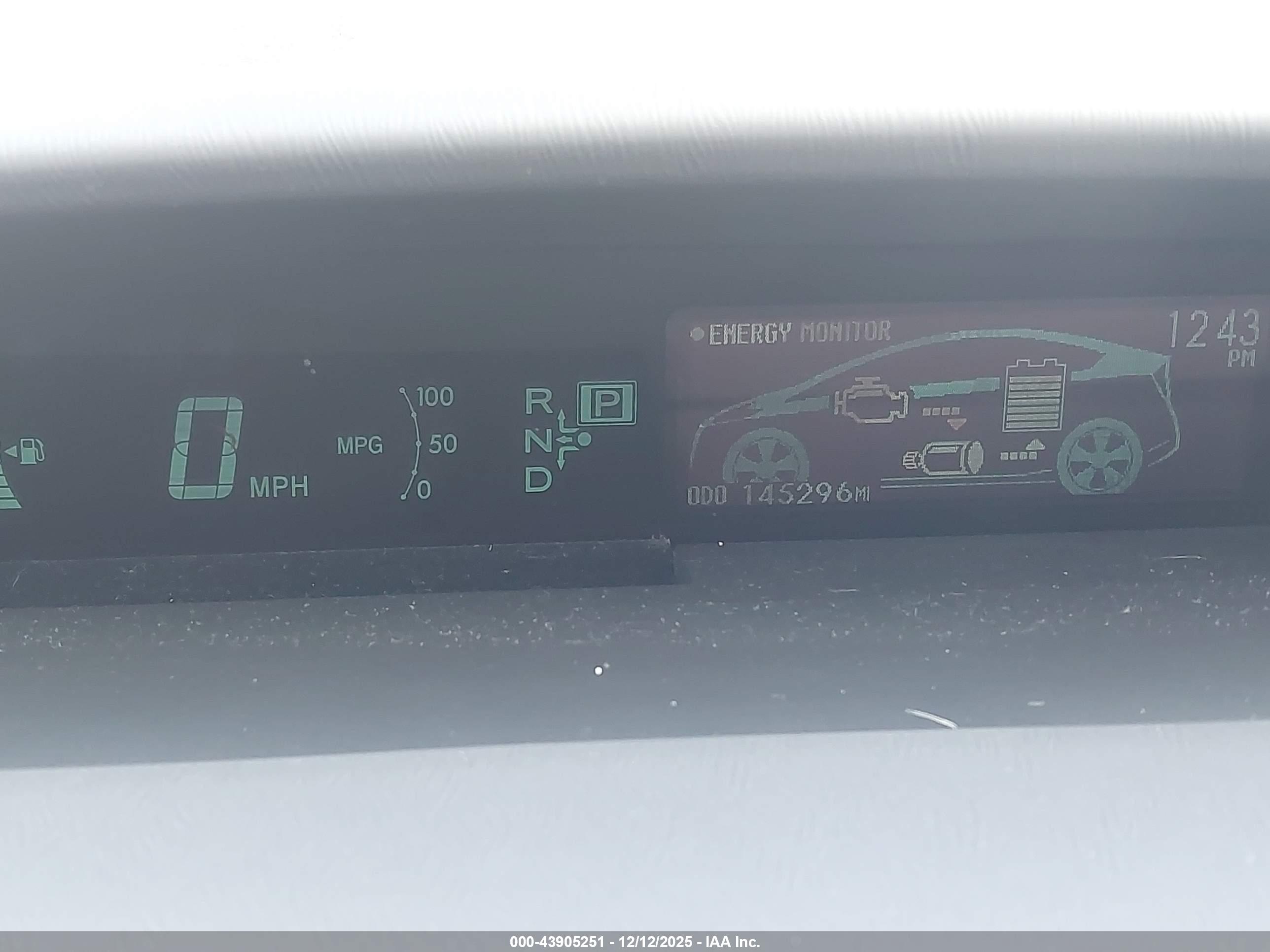 TOYOTA PRIUS image 7