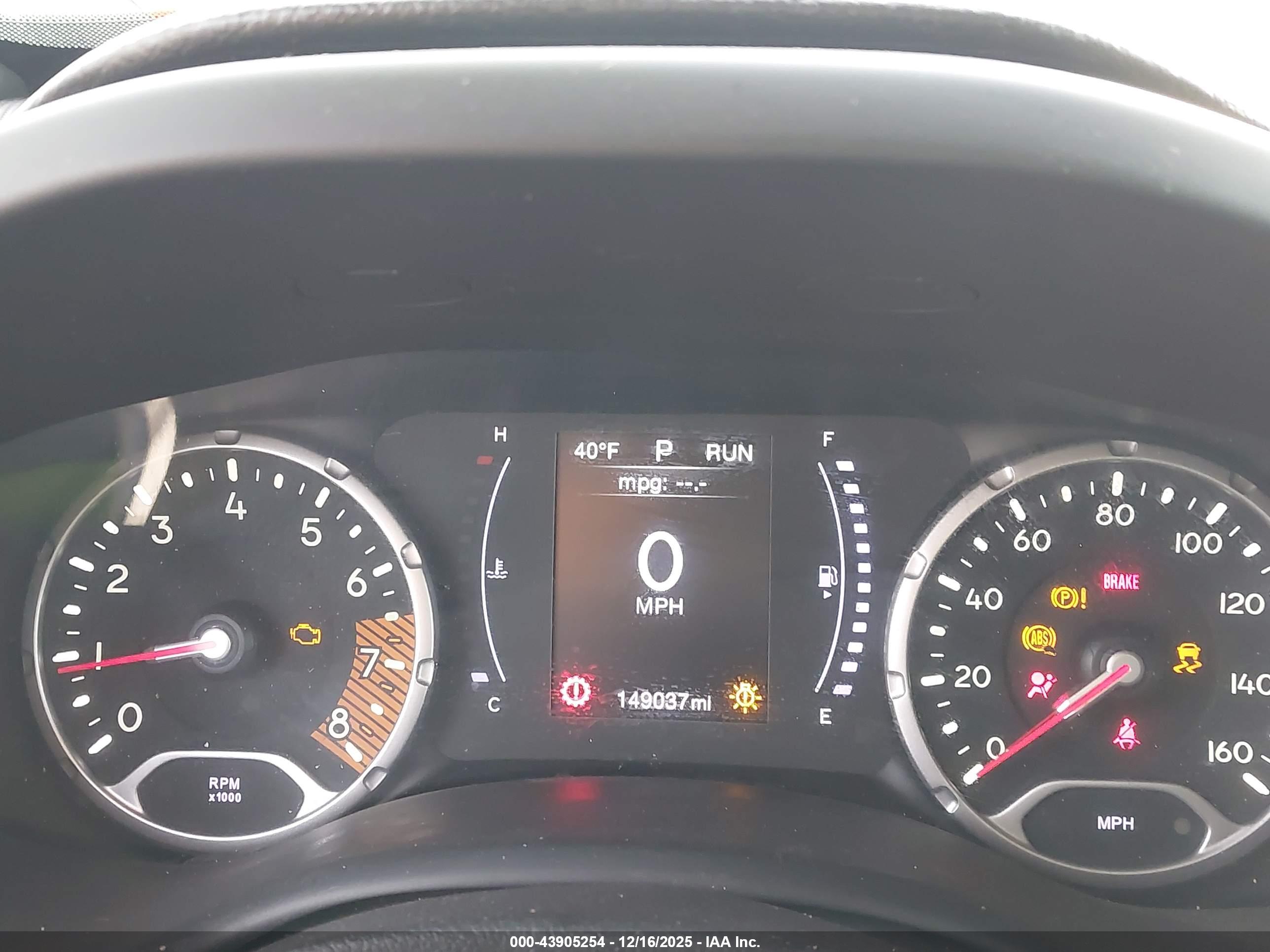 JEEP RENEGADE image 7