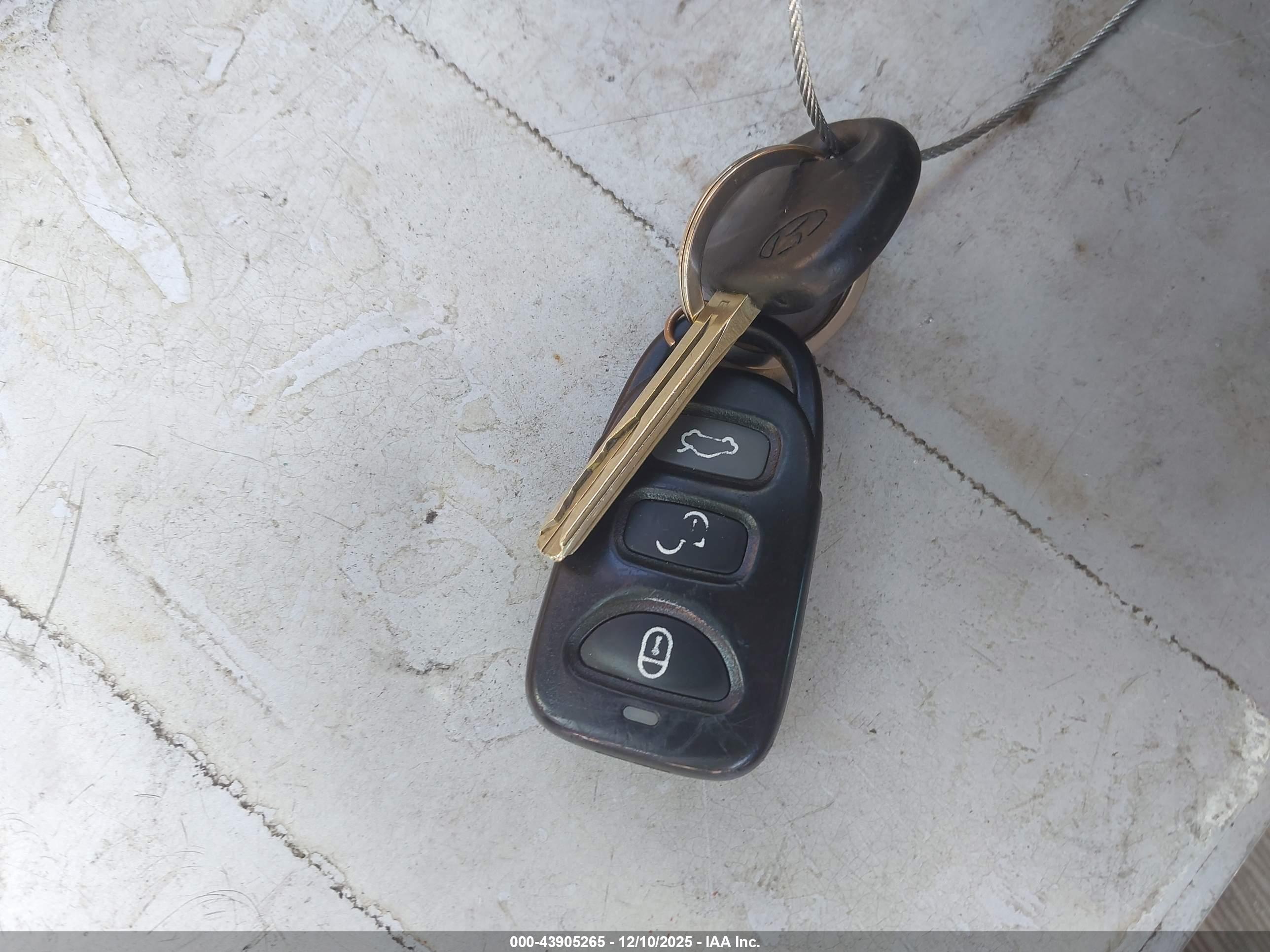 HYUNDAI SONATA image 11