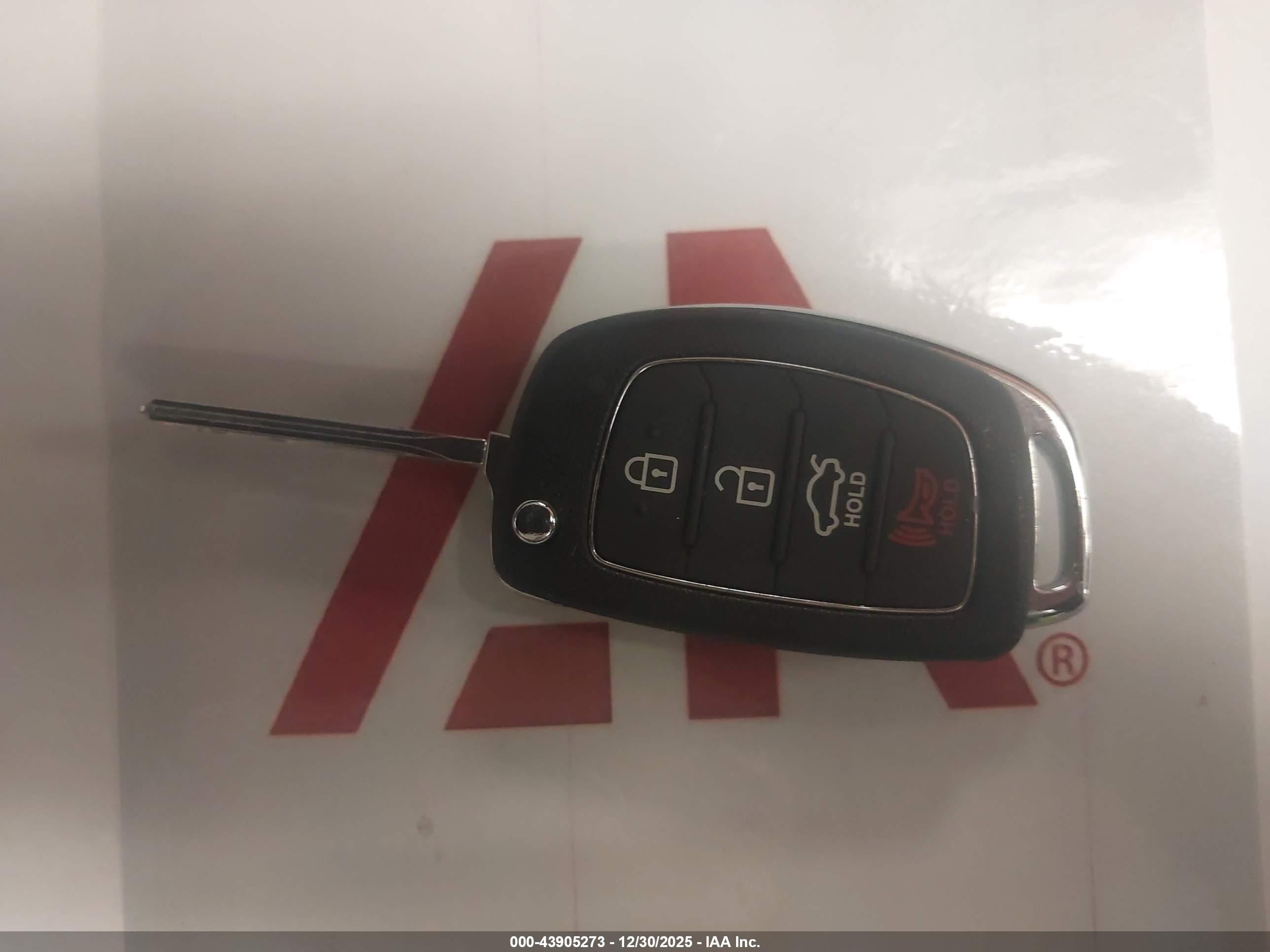 HYUNDAI SONATA image 11