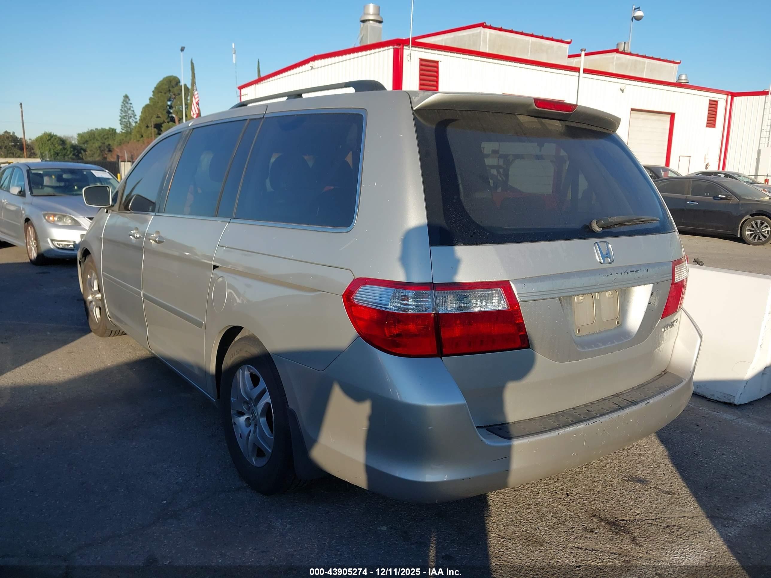HONDA ODYSSEY image 3