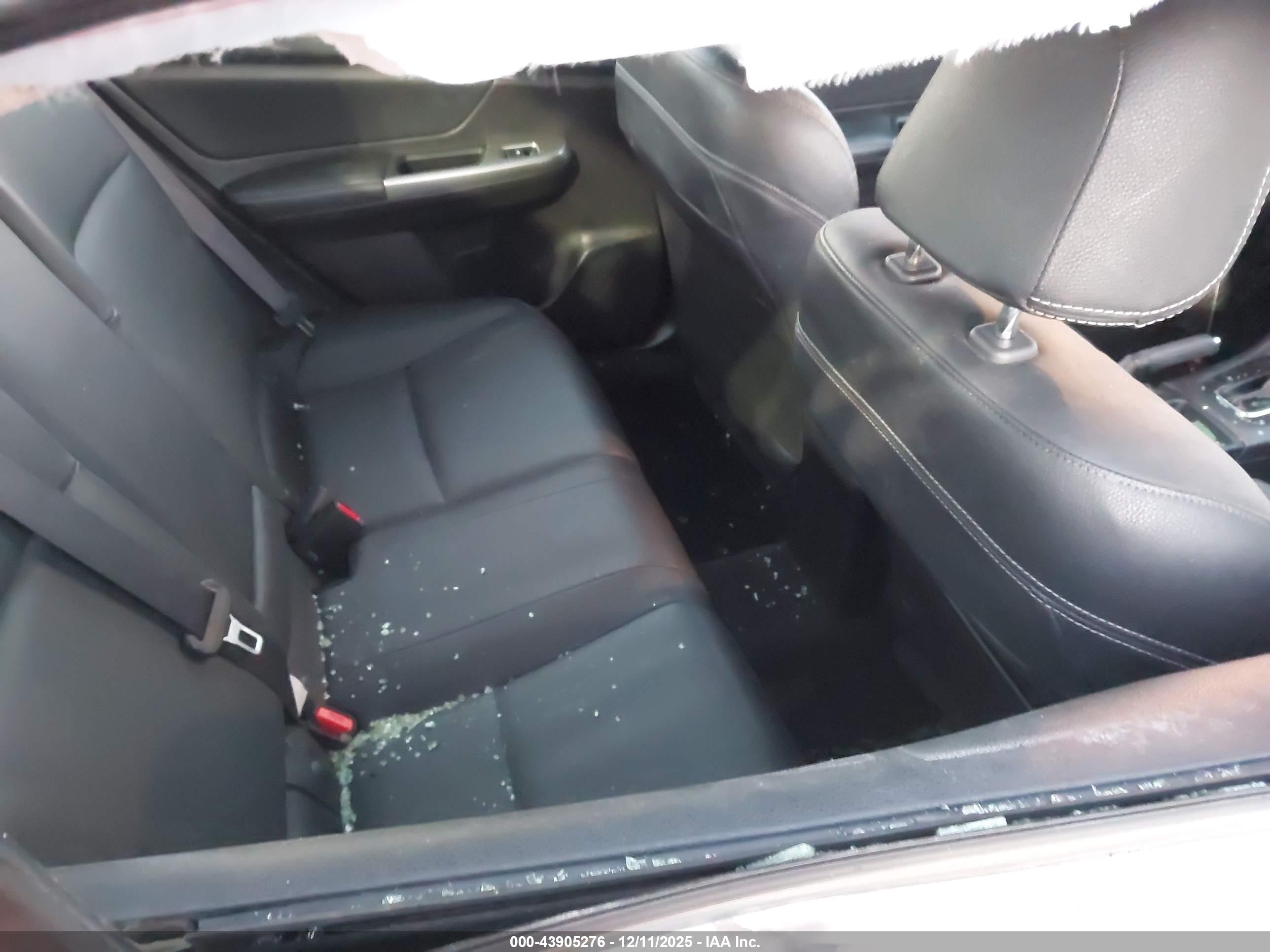 SUBARU IMPREZA image 8