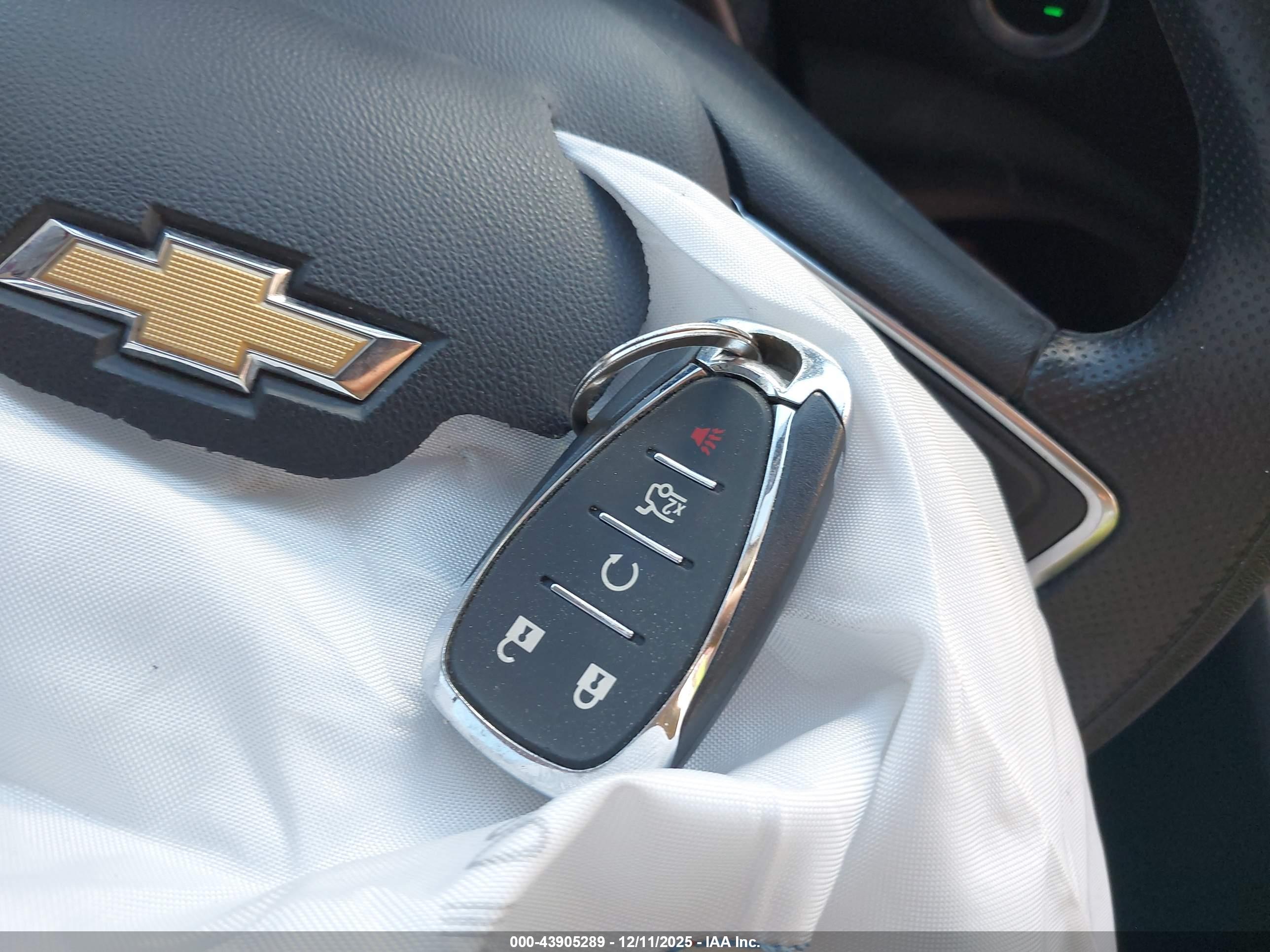 CHEVROLET MALIBU image 11