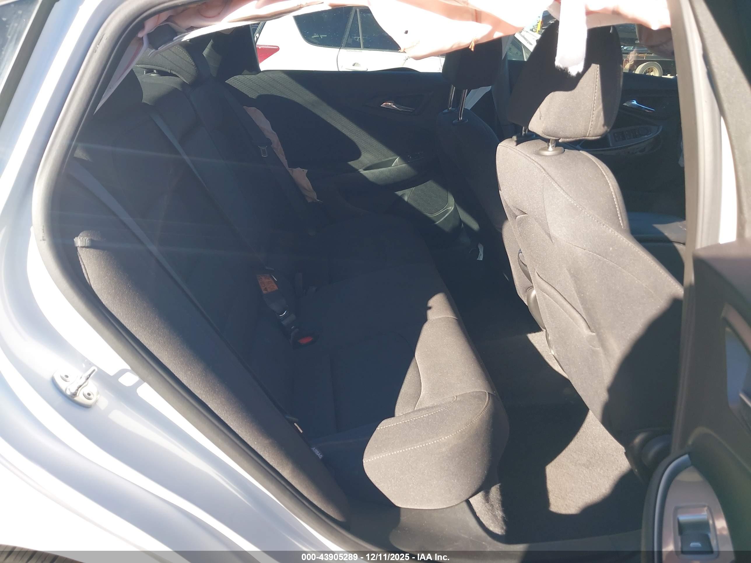 CHEVROLET MALIBU image 8