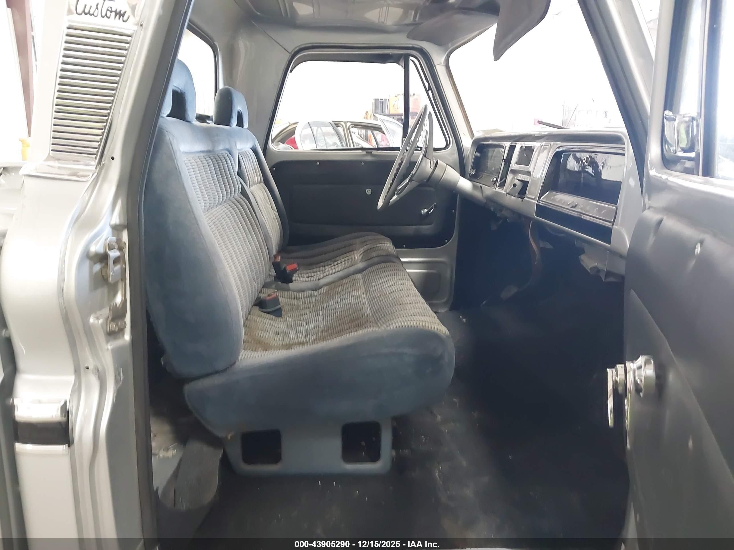 CHEV C10 image 5