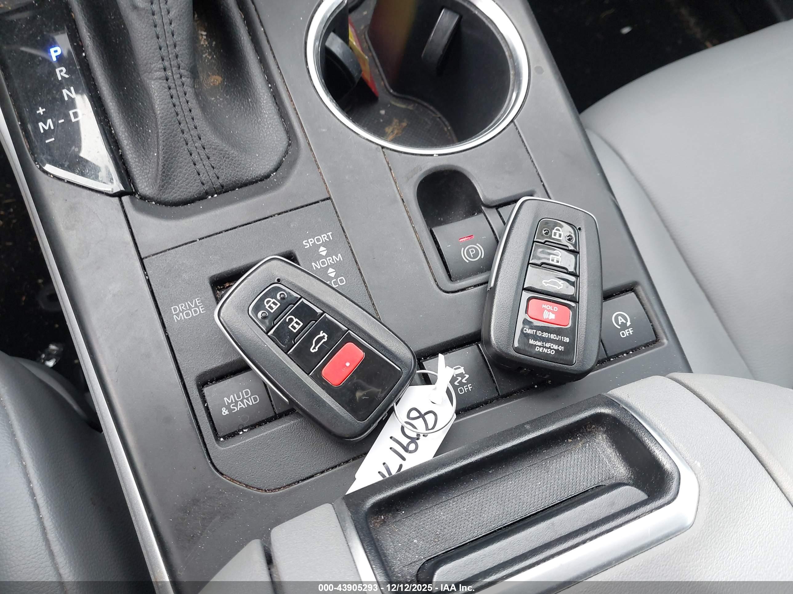 TOYOTA HIGHLANDER image 11