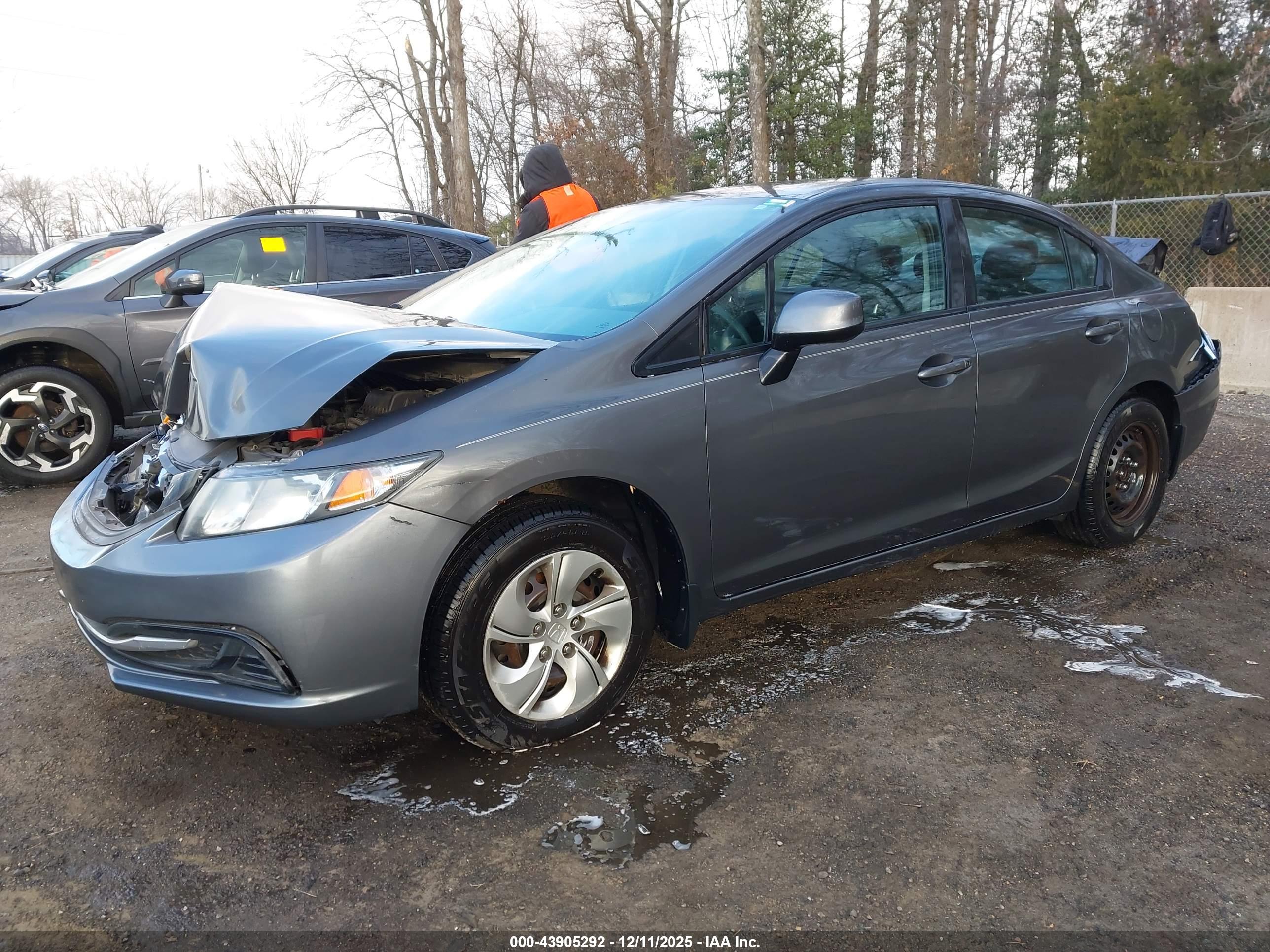 HONDA CIVIC image 2