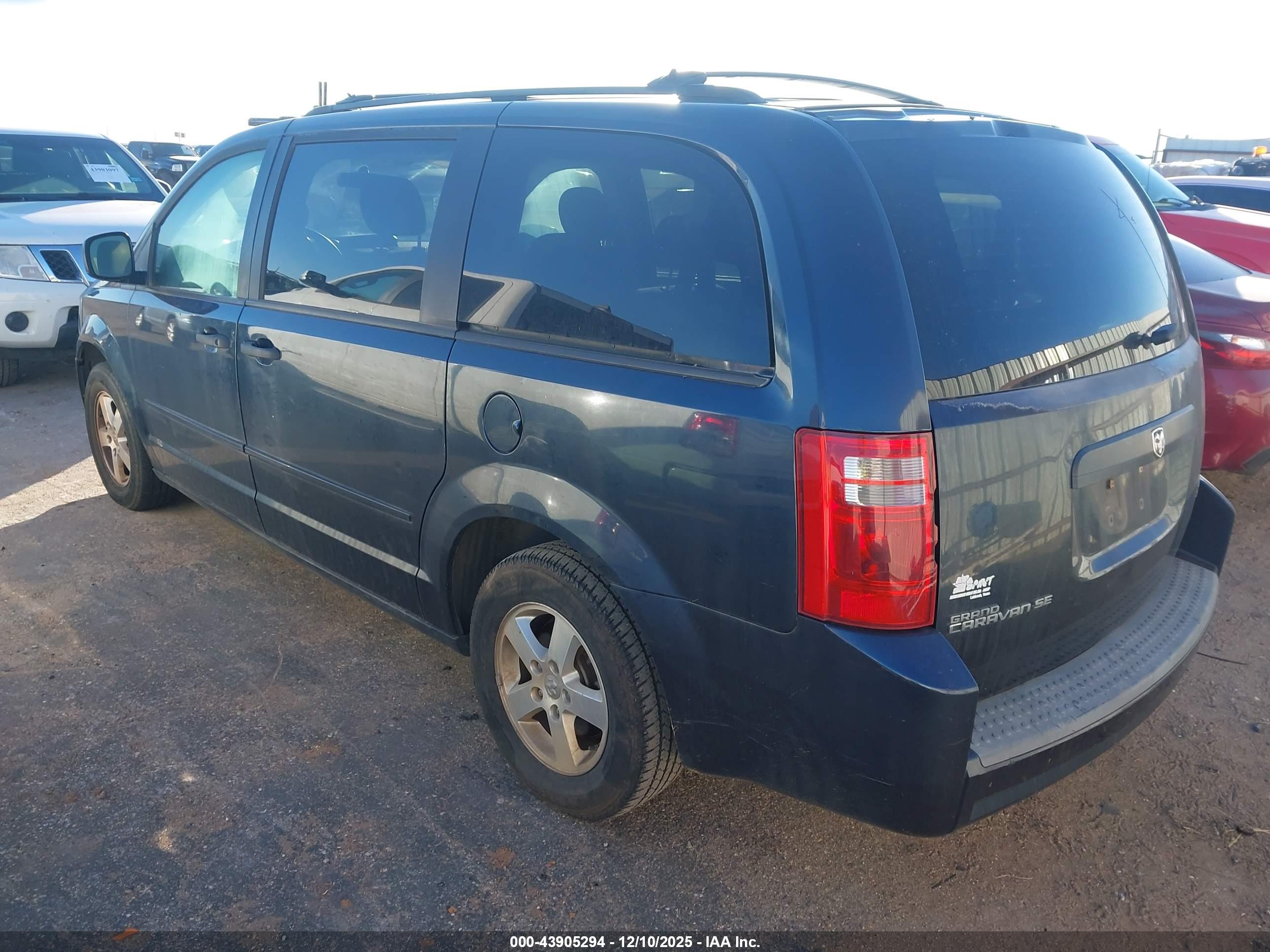 DODGE GRAND image 3