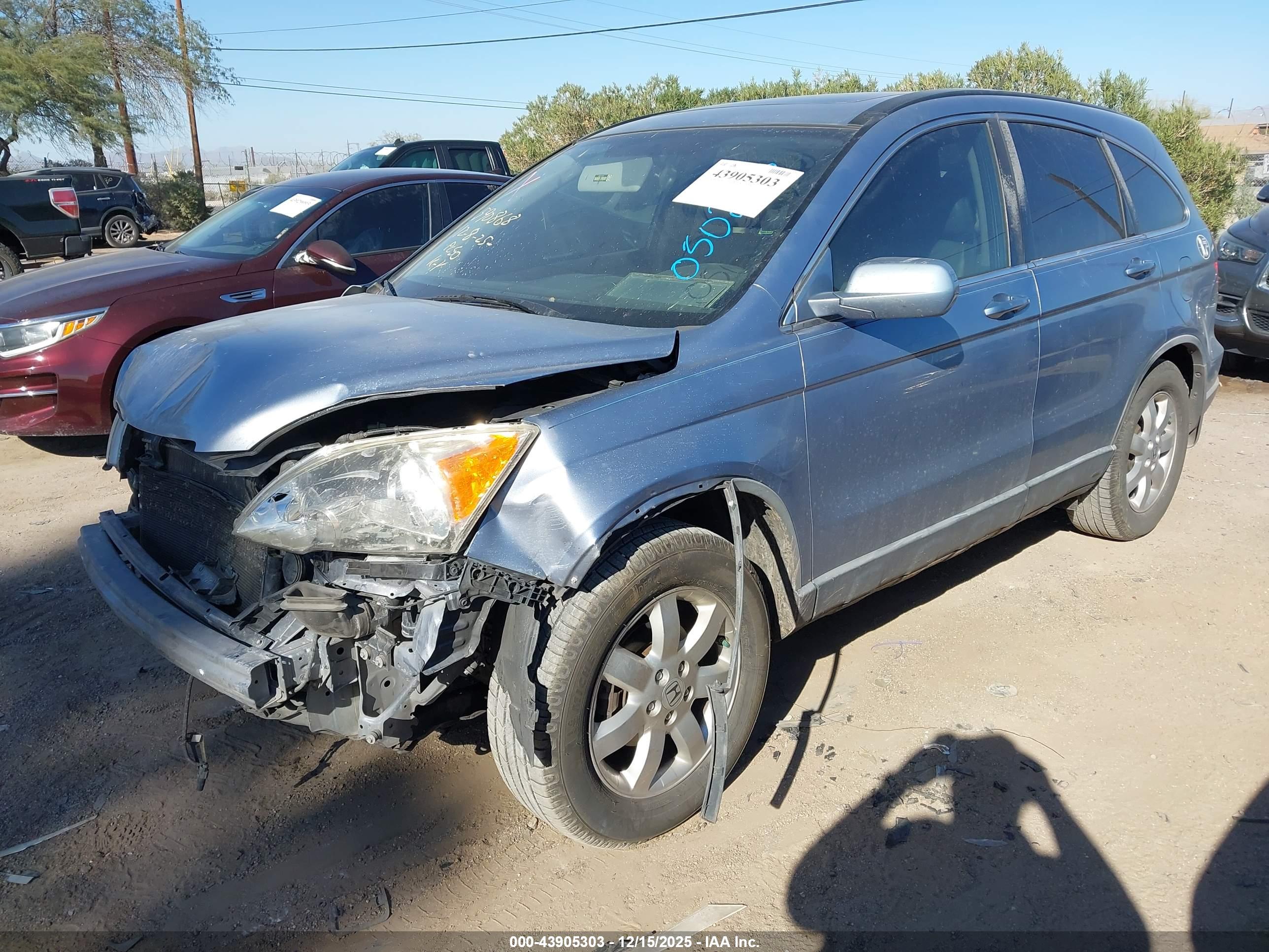 HONDA CR-V image 2