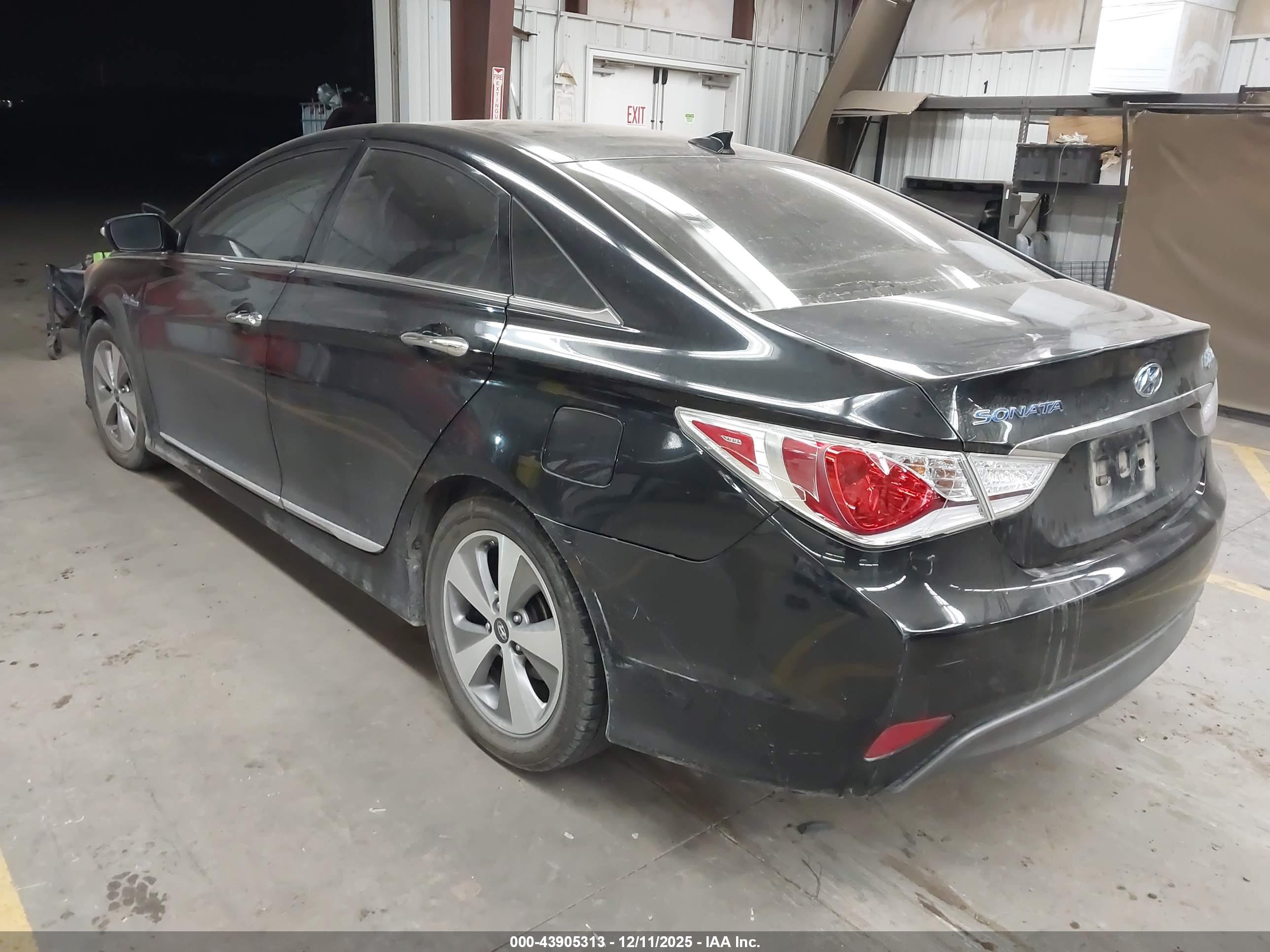 HYUNDAI SONATA image 3