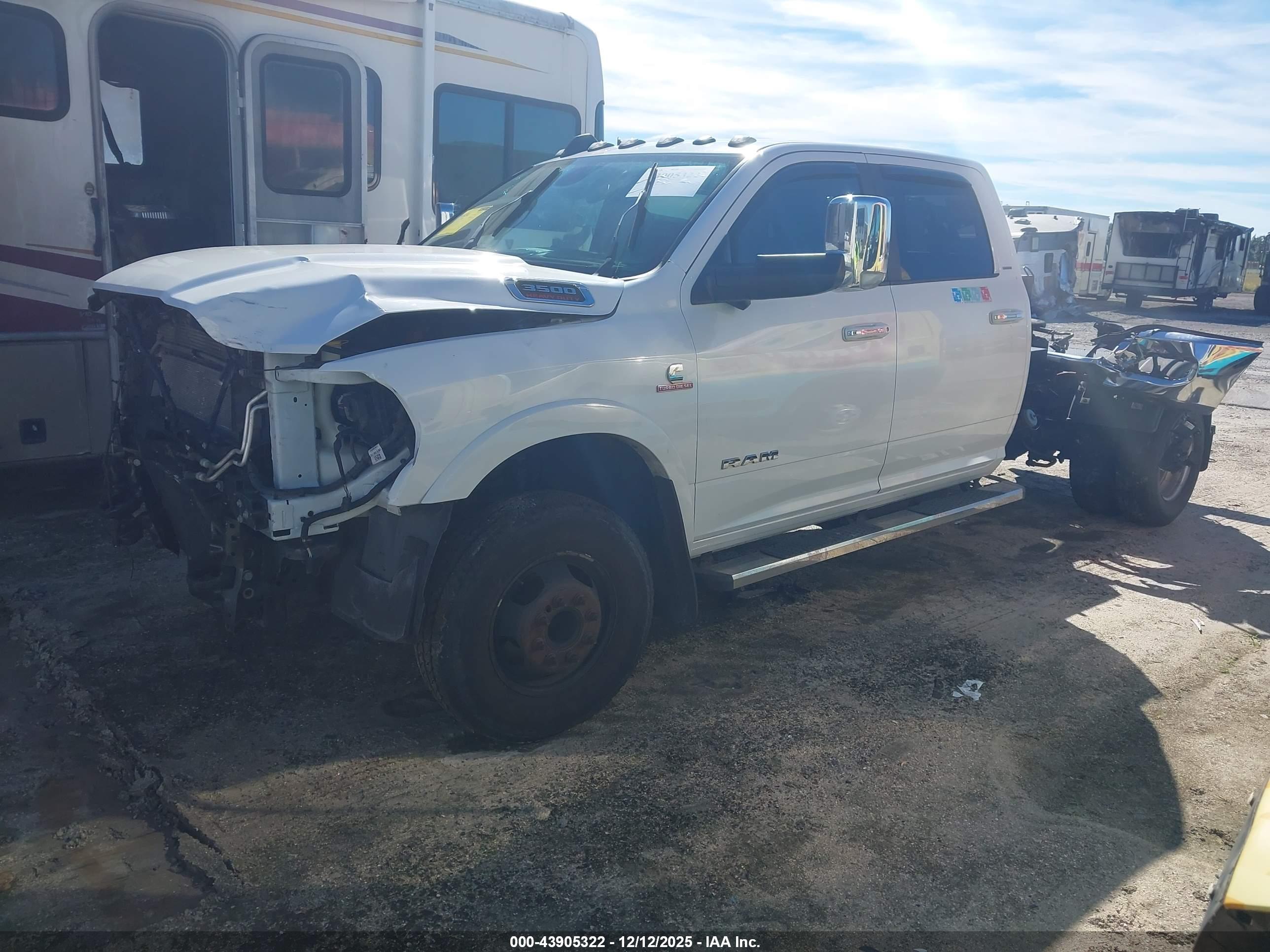 RAM 3500 image 2