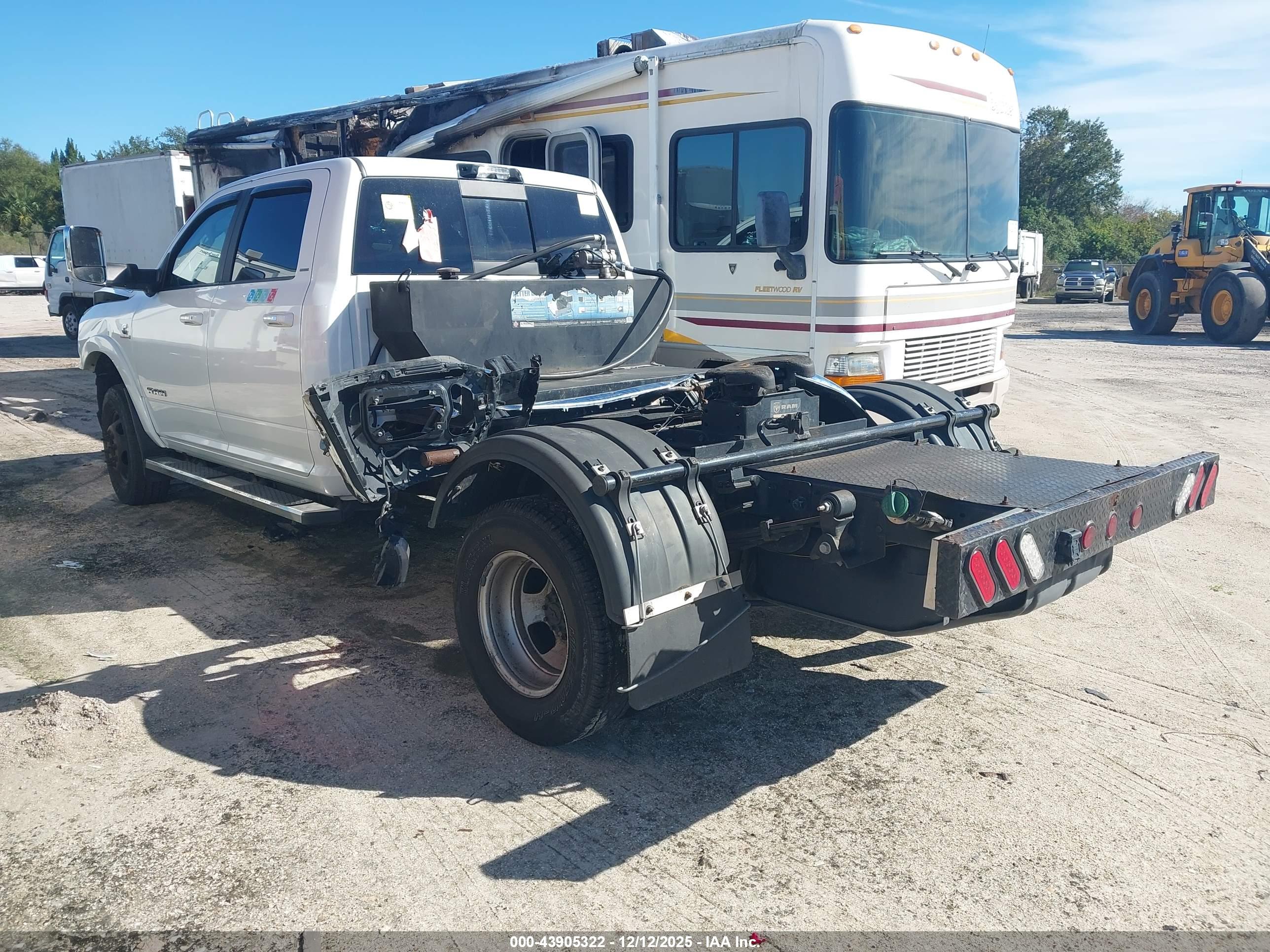 RAM 3500 image 3