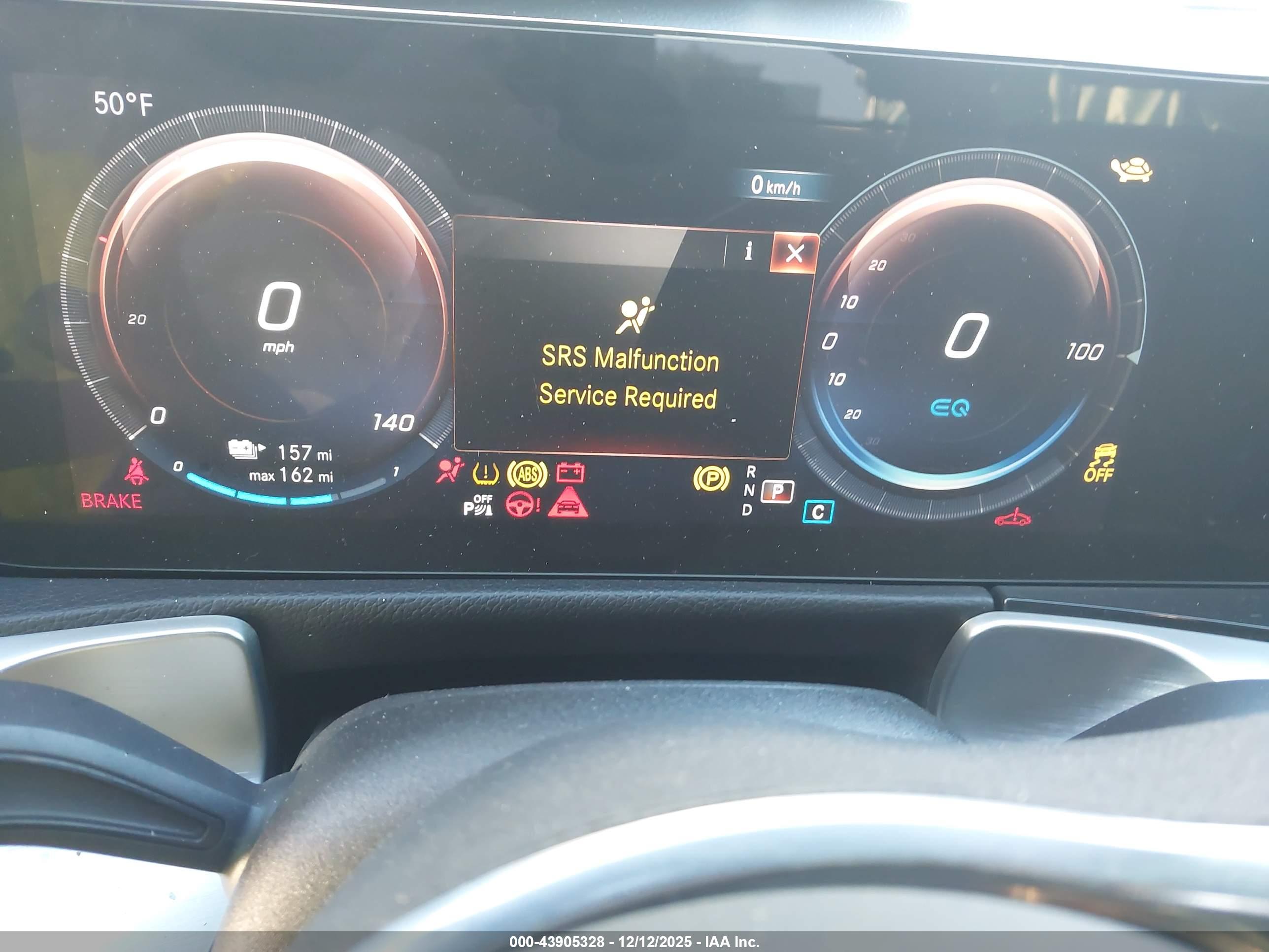 MERCEDES-BENZ EQB image 7