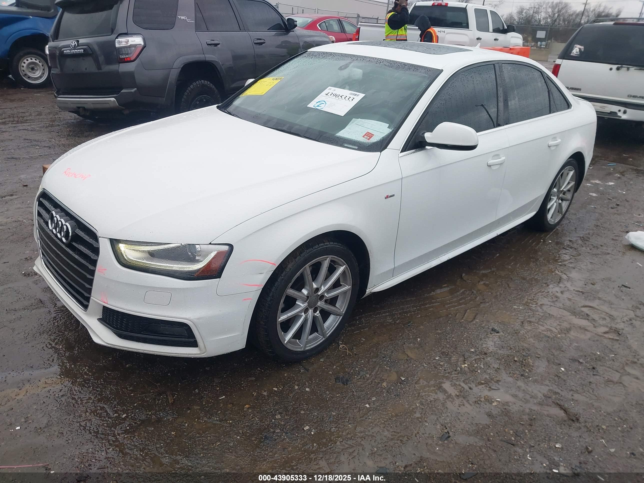 AUDI A4 image 2