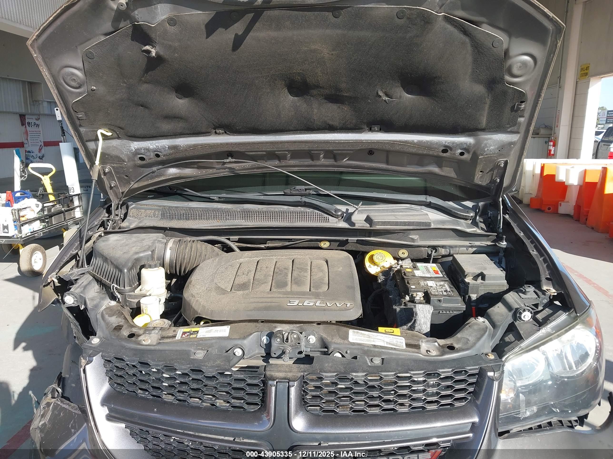 DODGE GRAND image 10