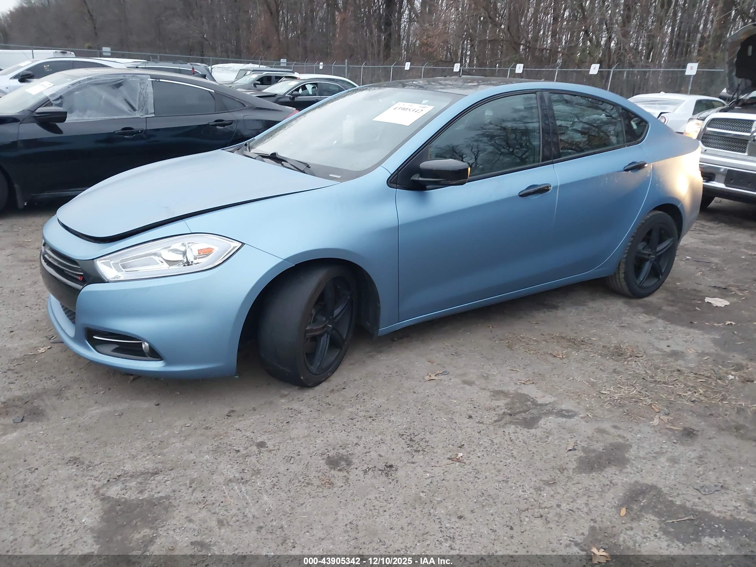 DODGE DART image 2