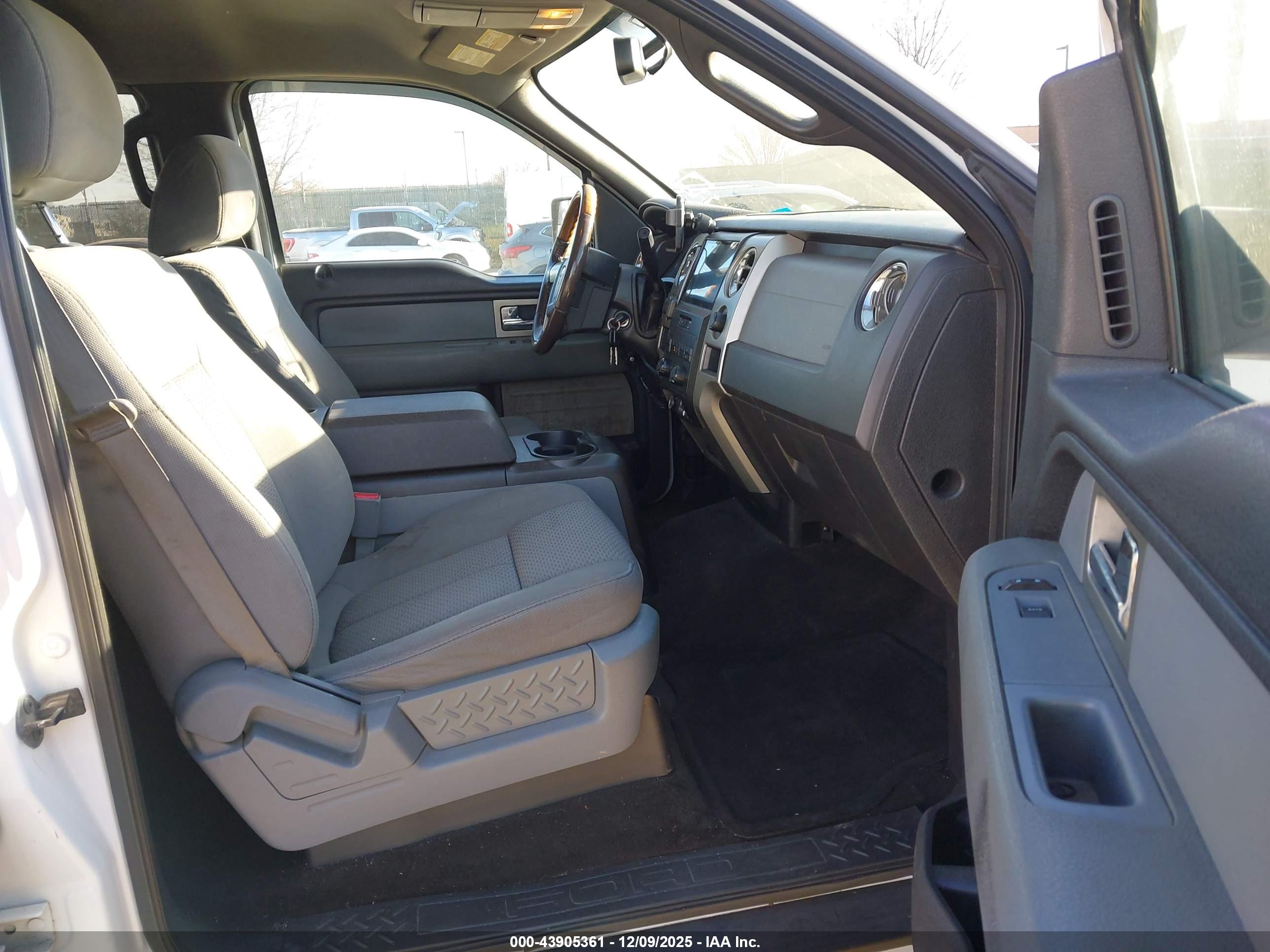 FORD F-150 image 5