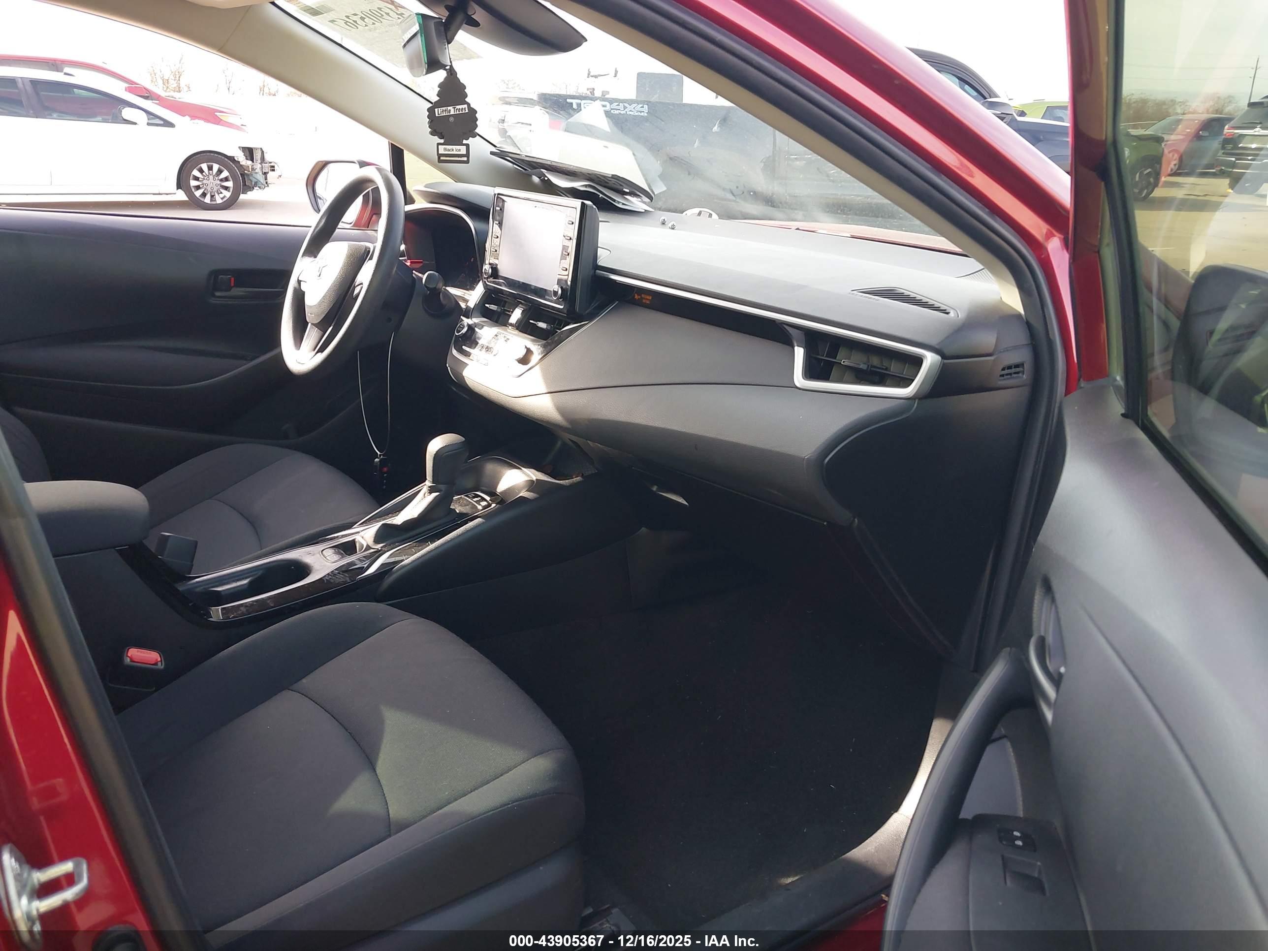 TOYOTA COROLLA image 5