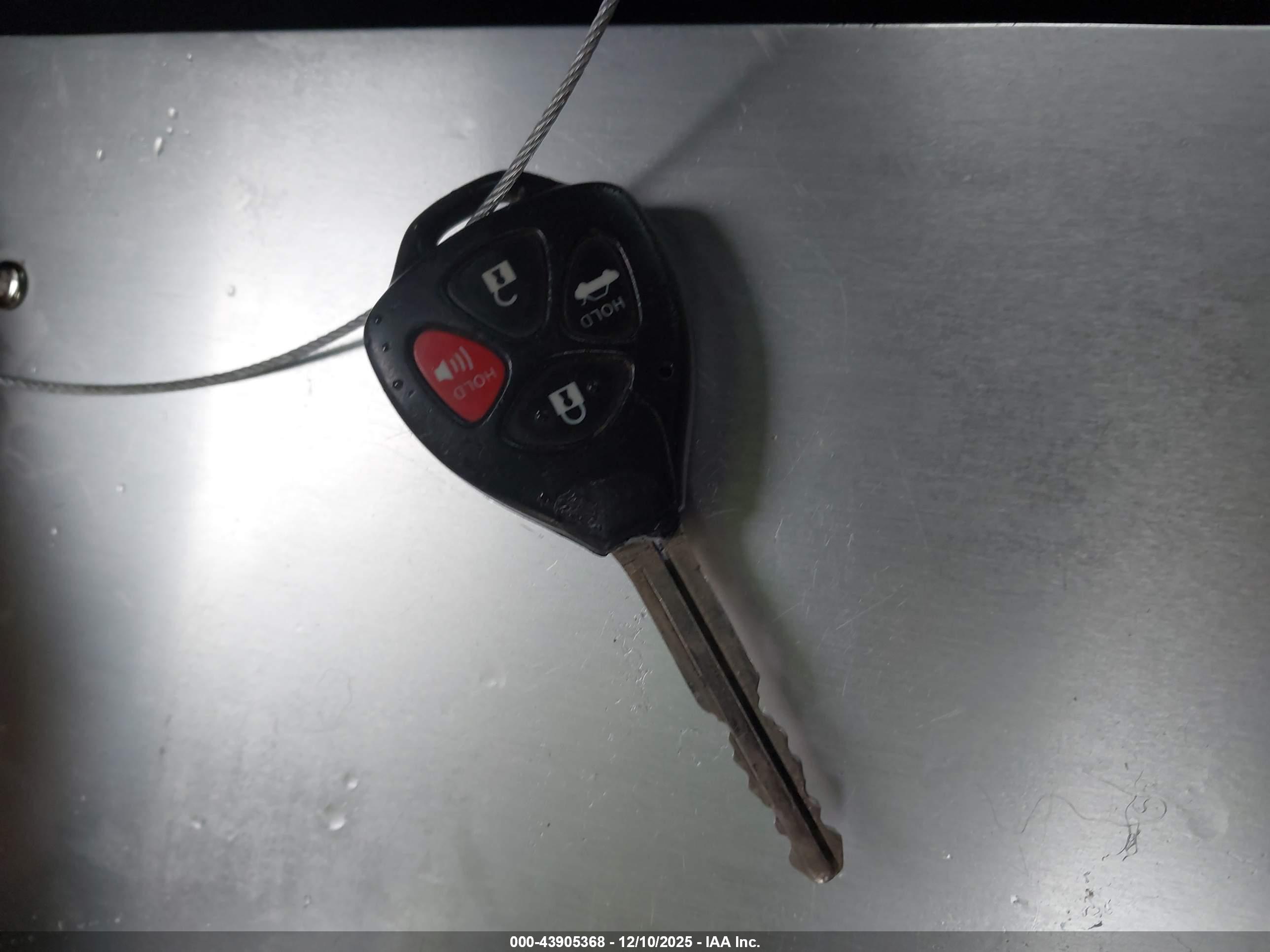 TOYOTA COROLLA image 11