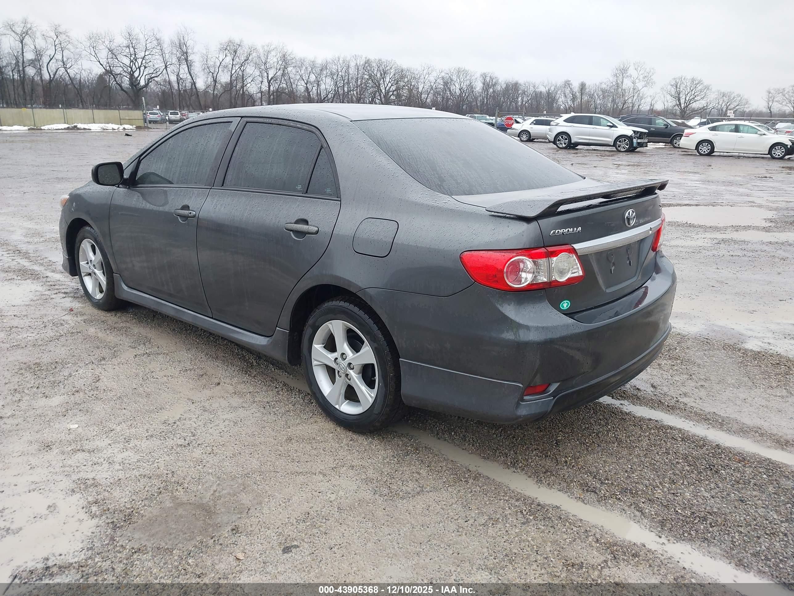 TOYOTA COROLLA image 3