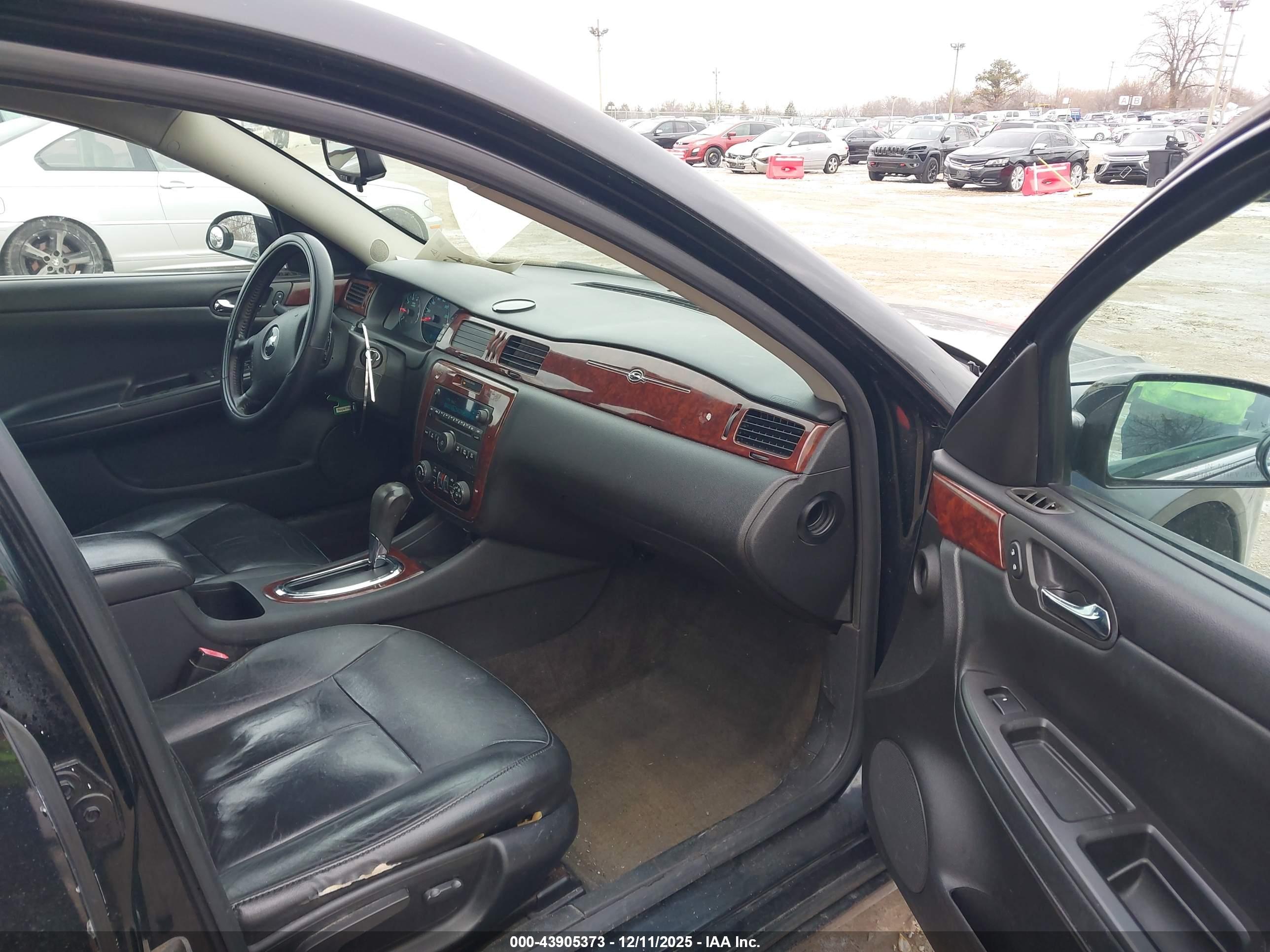 CHEVROLET IMPALA image 5