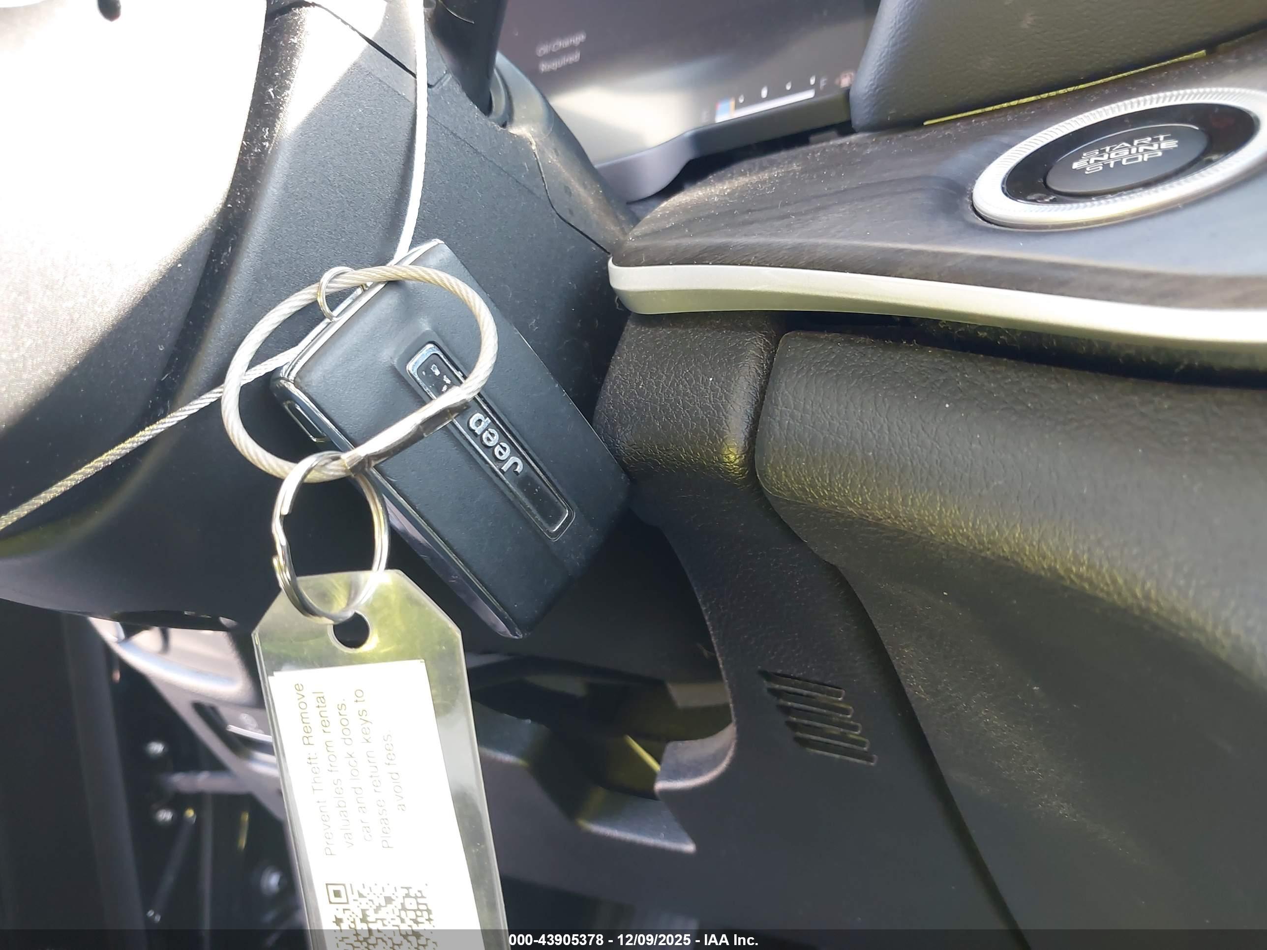 JEEP GRAND image 11