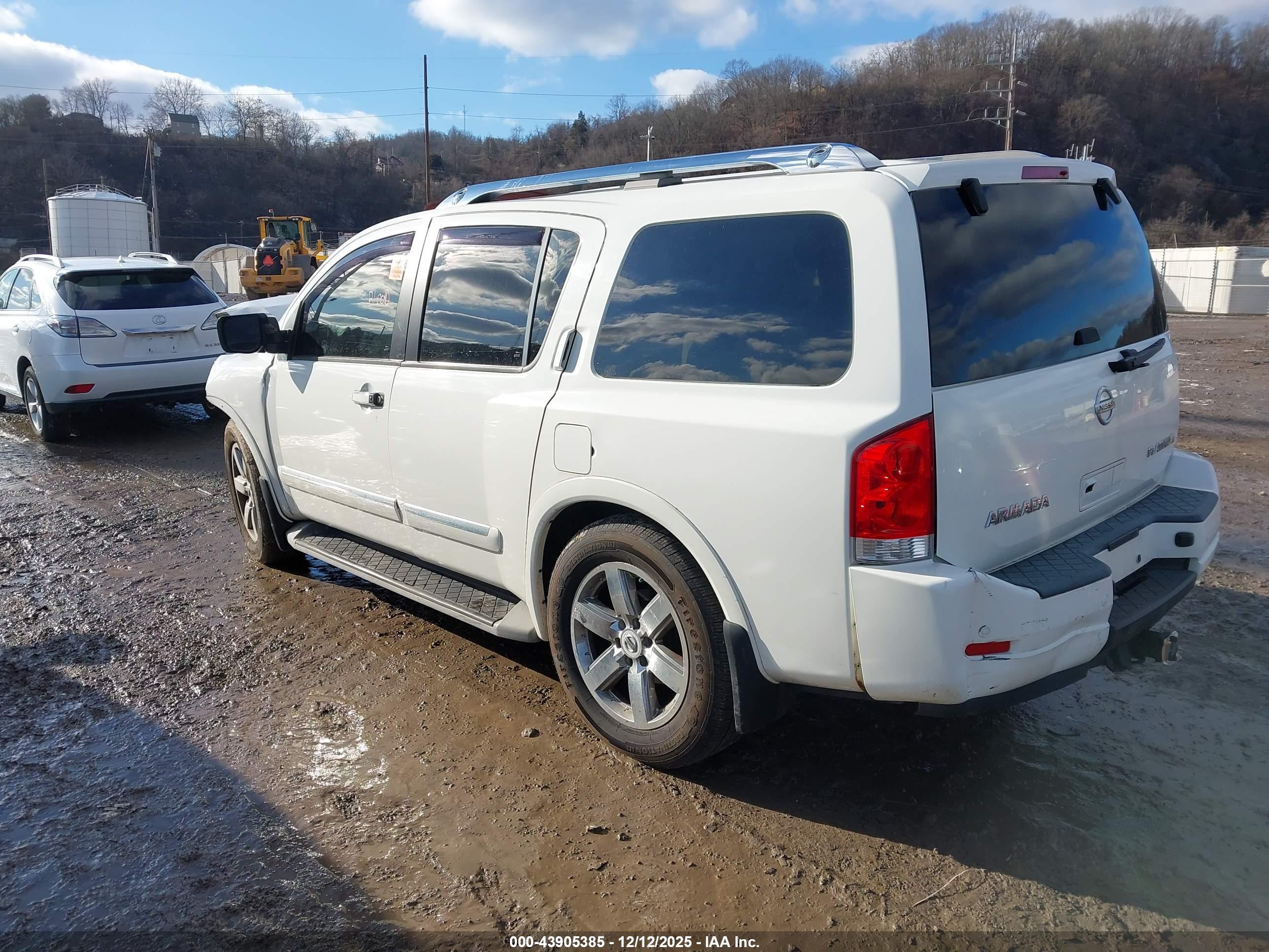 NISSAN ARMADA image 3