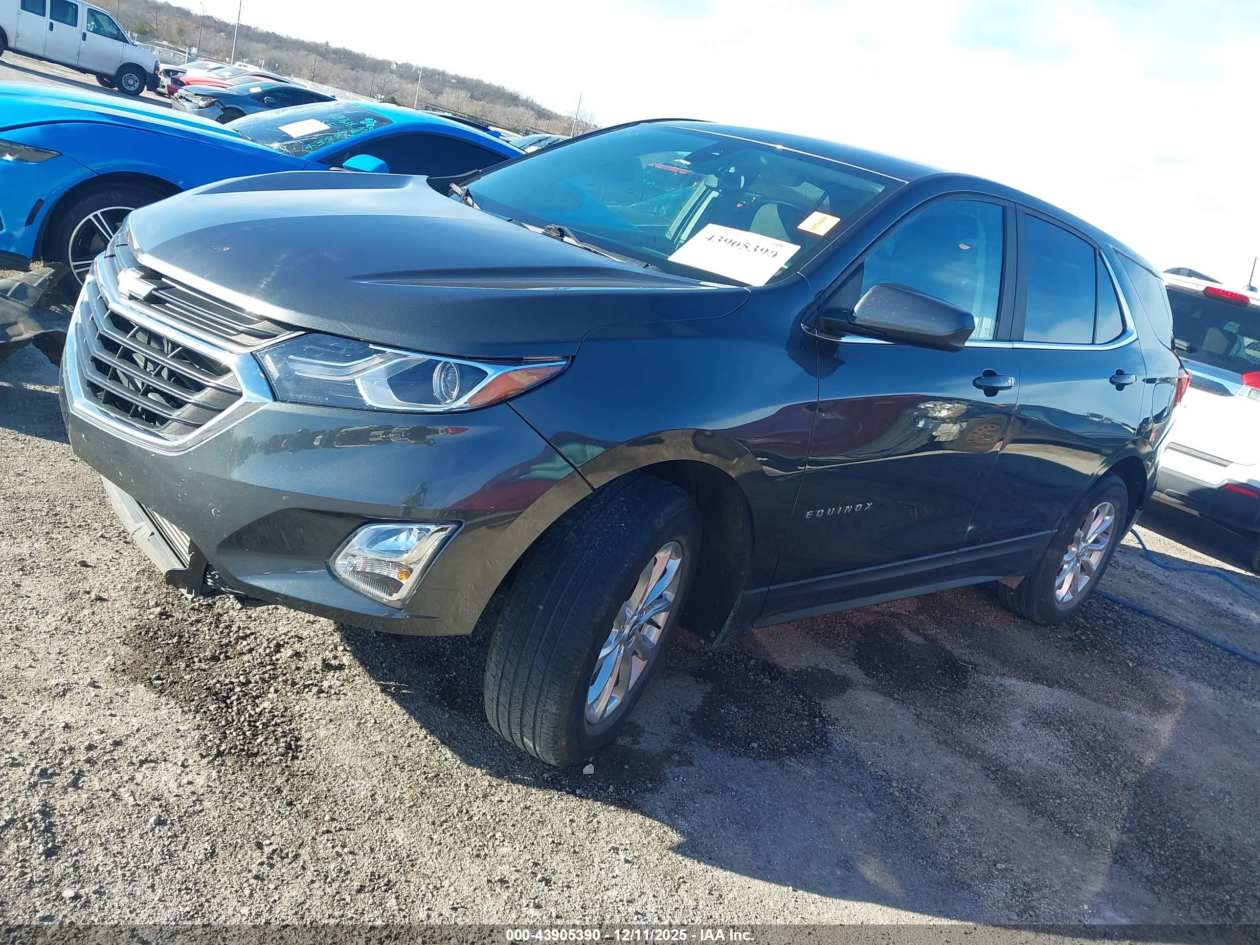 CHEVROLET EQUINOX image 2