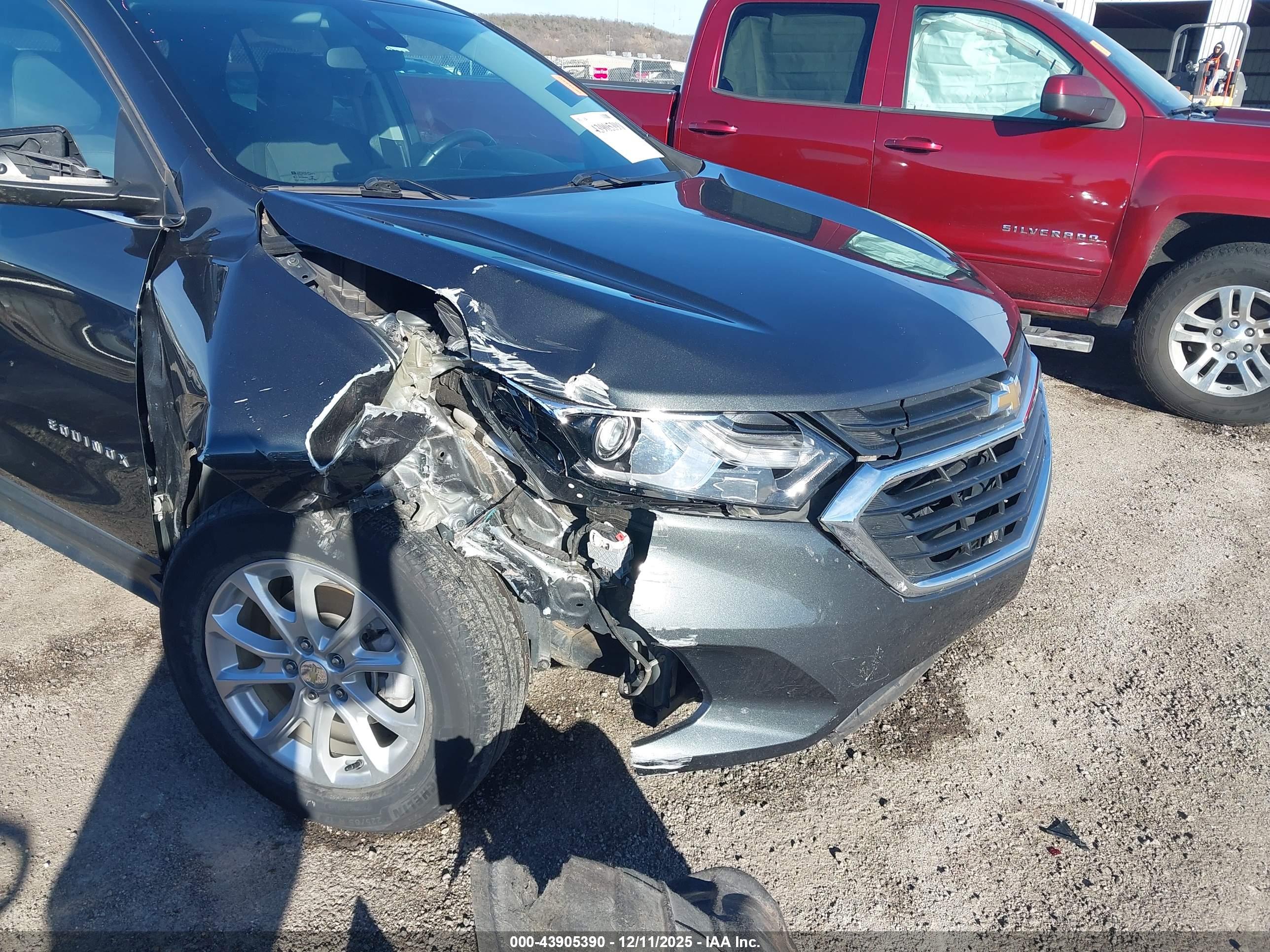 CHEVROLET EQUINOX image 6