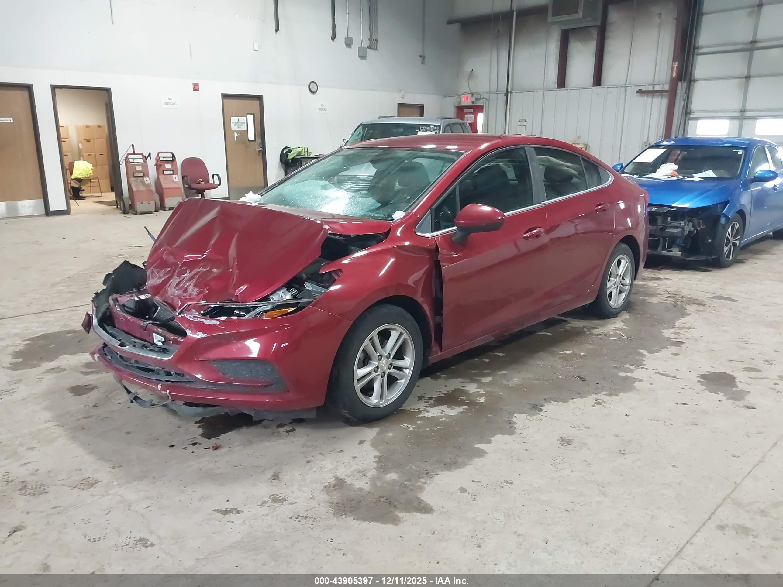 CHEVROLET CRUZE image 2