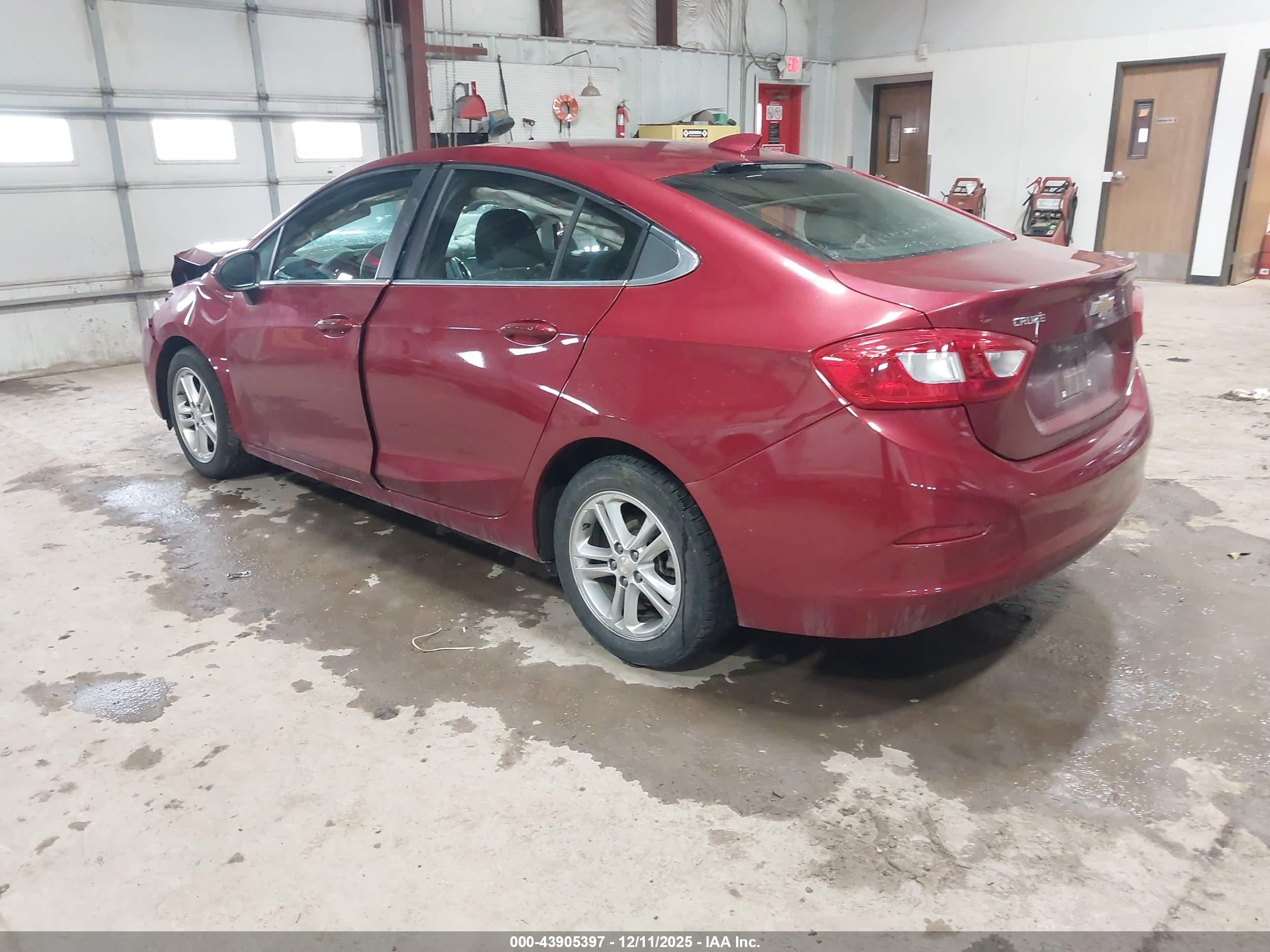 CHEVROLET CRUZE image 3