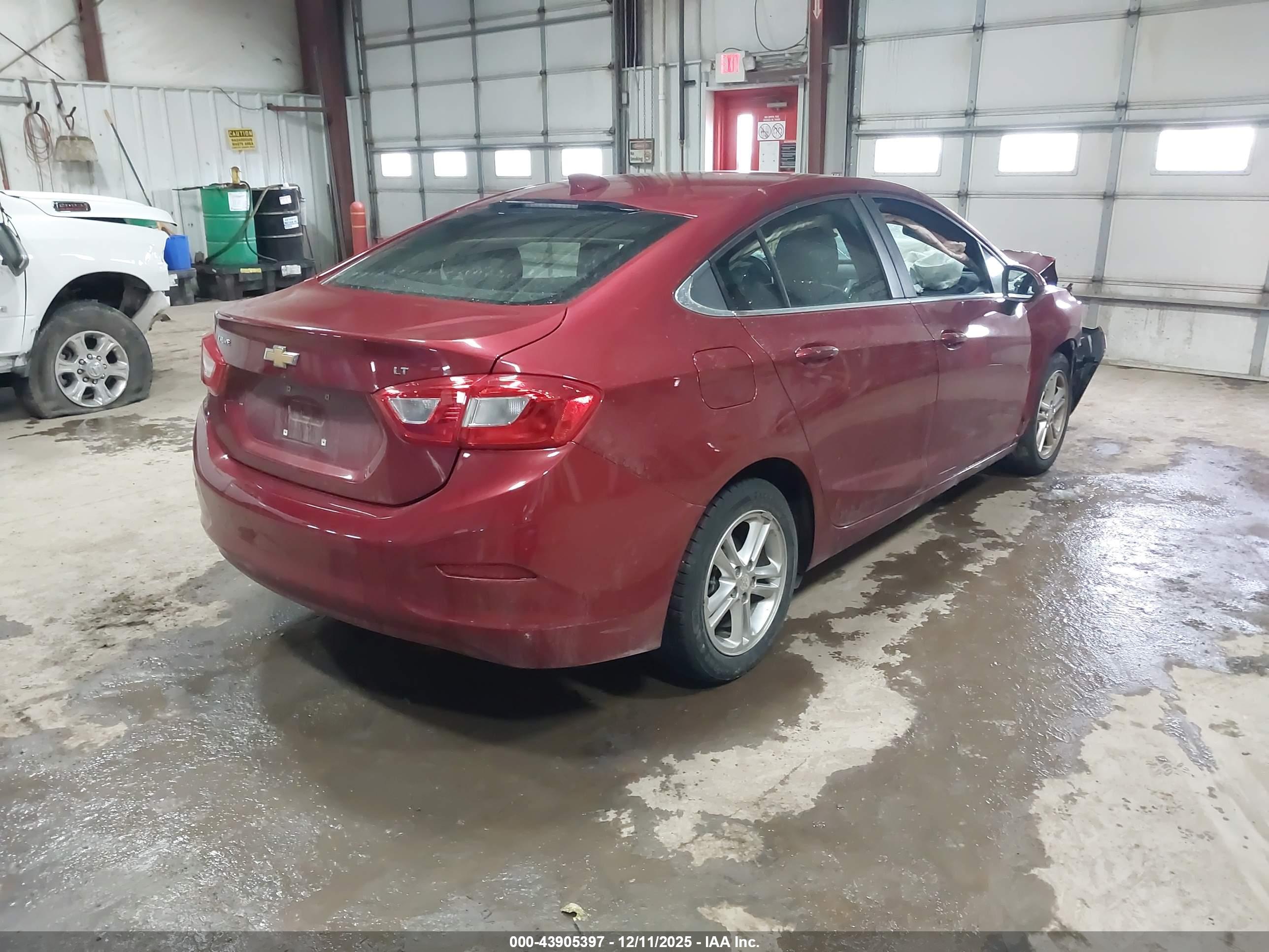 CHEVROLET CRUZE image 4