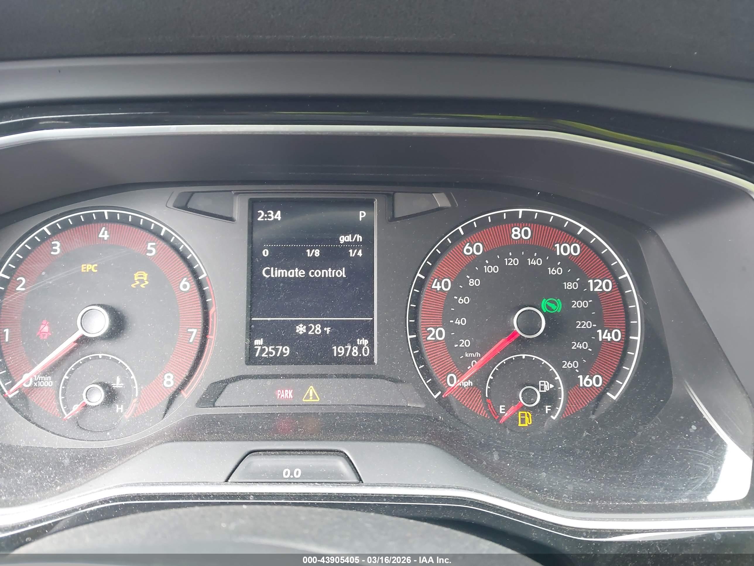 VOLKSWAGEN JETTA image 7