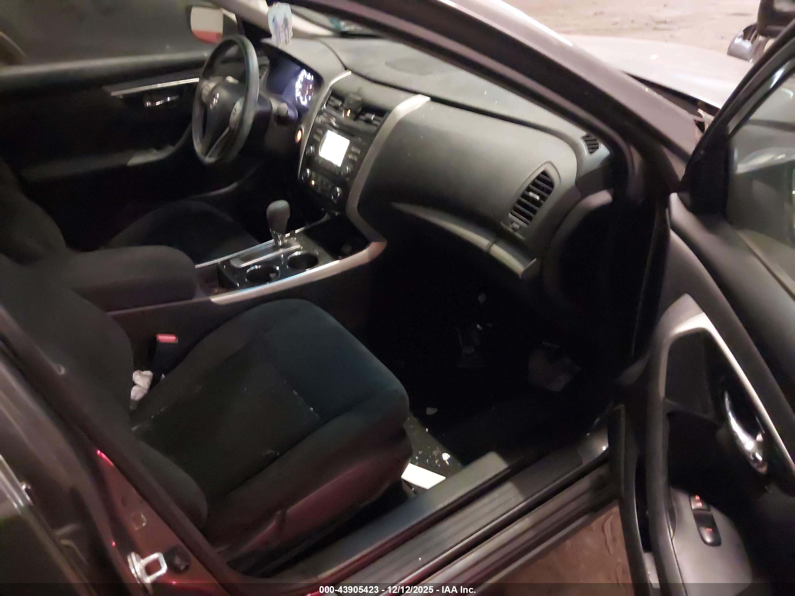 NISSAN ALTIMA image 5