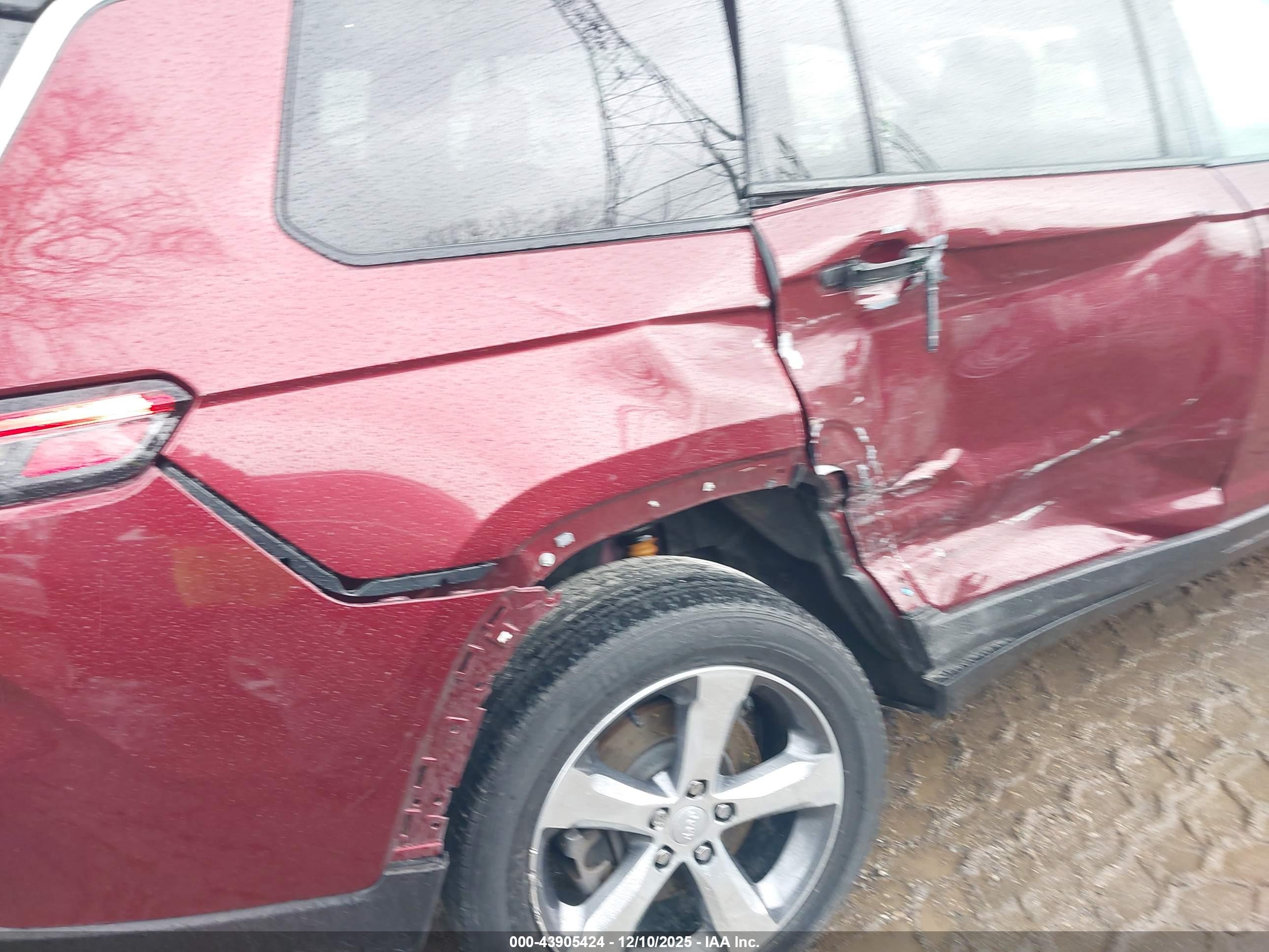JEEP GRAND image 6
