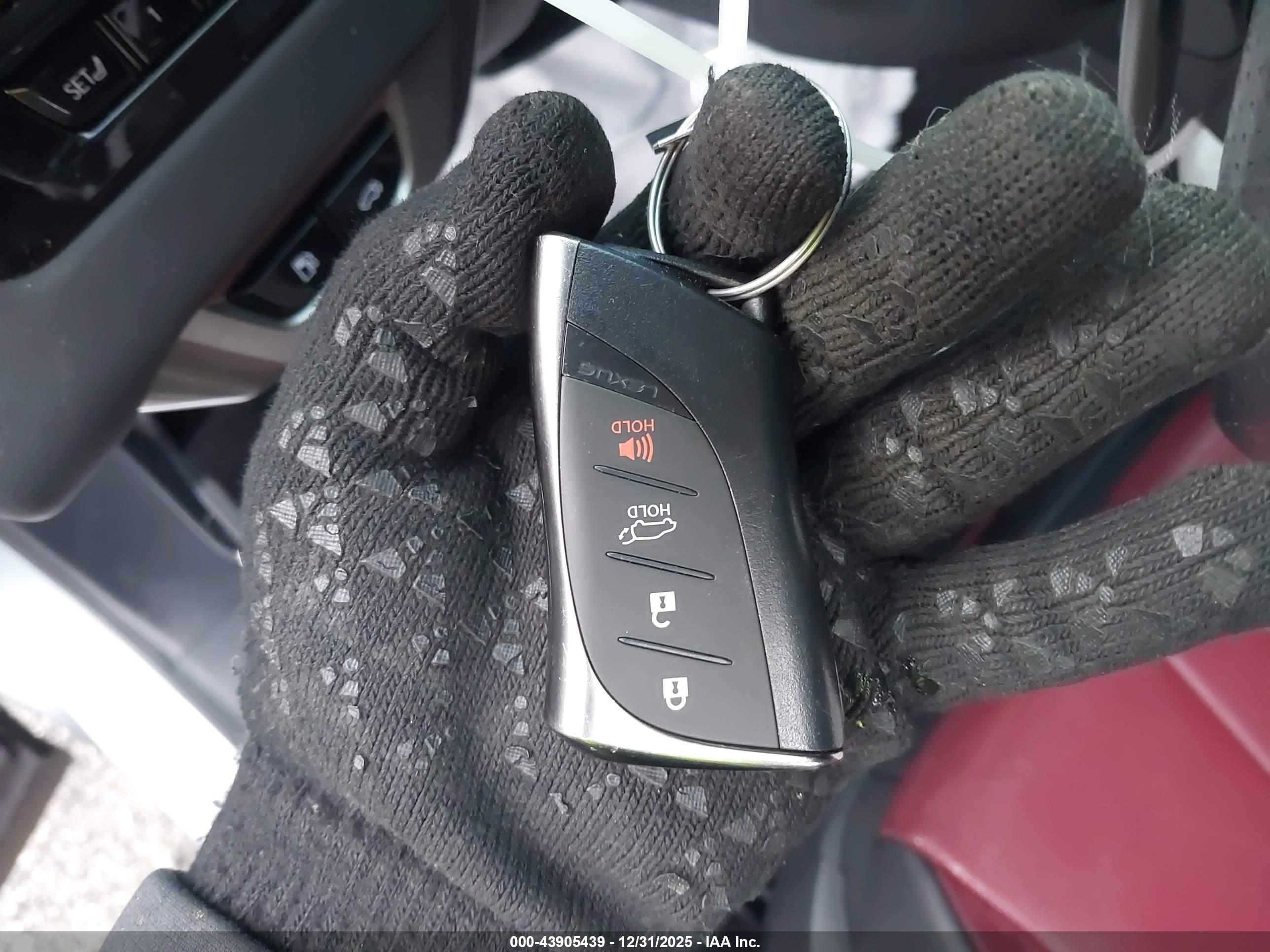 LEXUS RX image 11