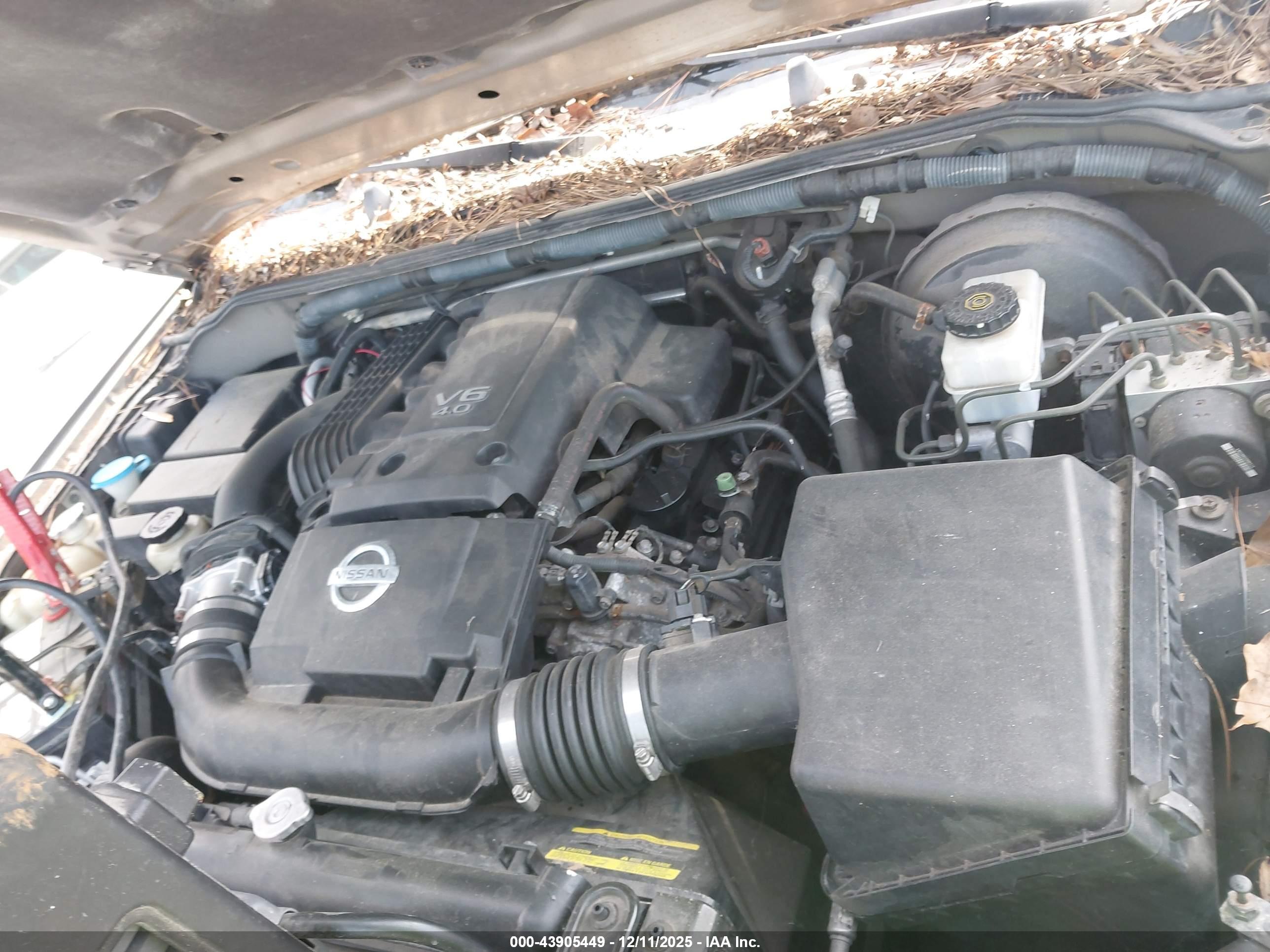 NISSAN PATHFINDER image 10