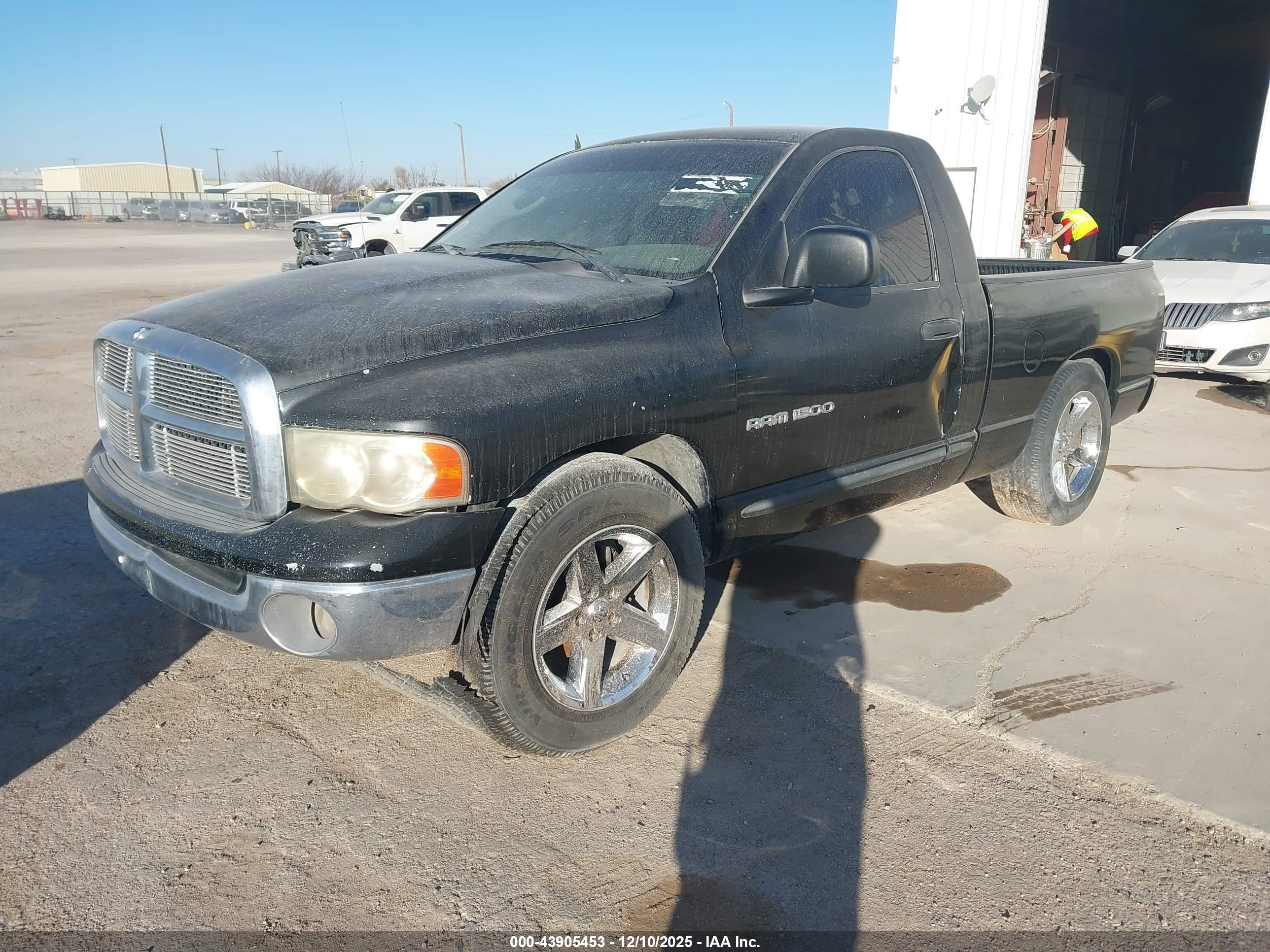 DODGE RAM image 2