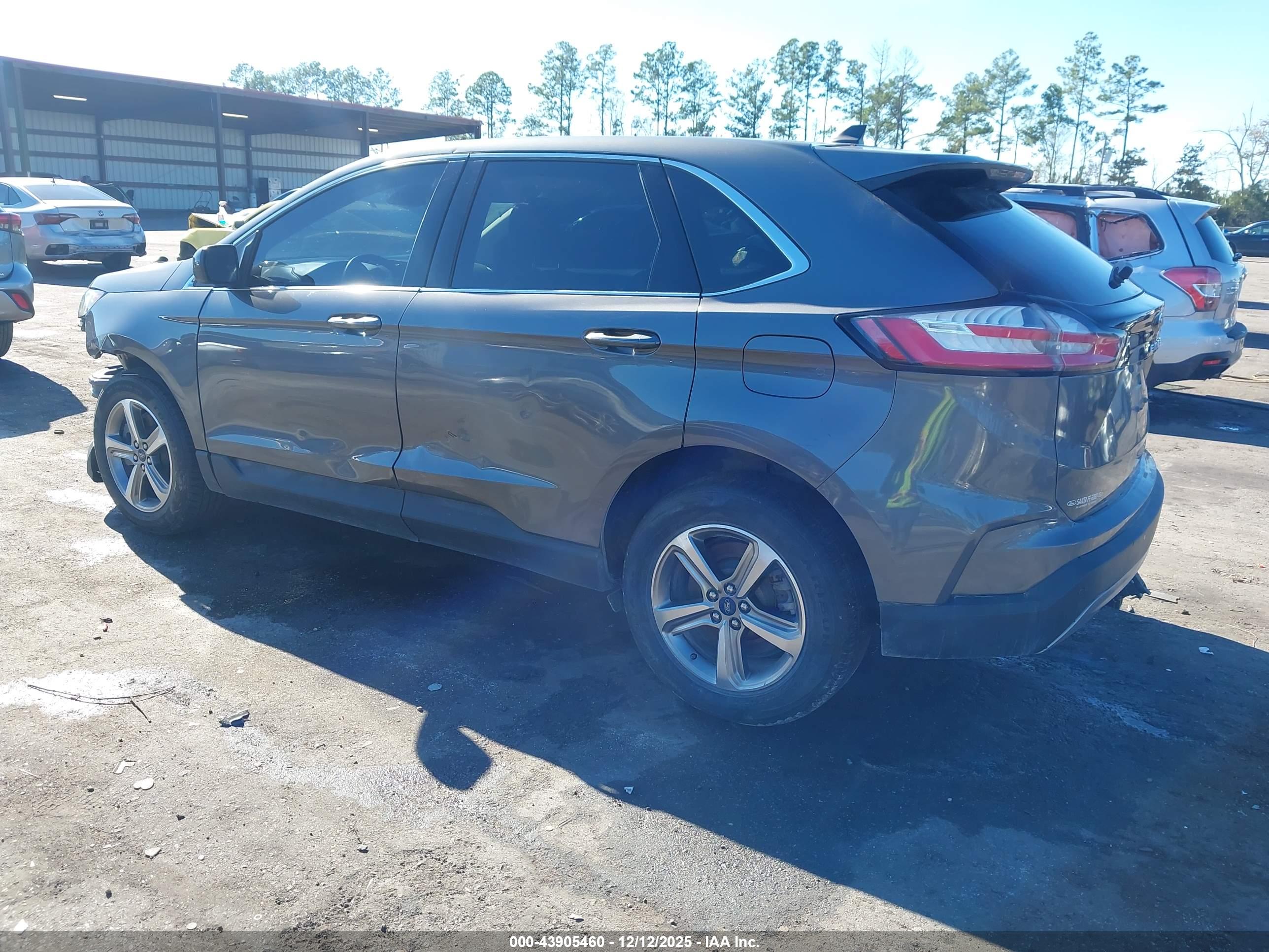 FORD EDGE image 3