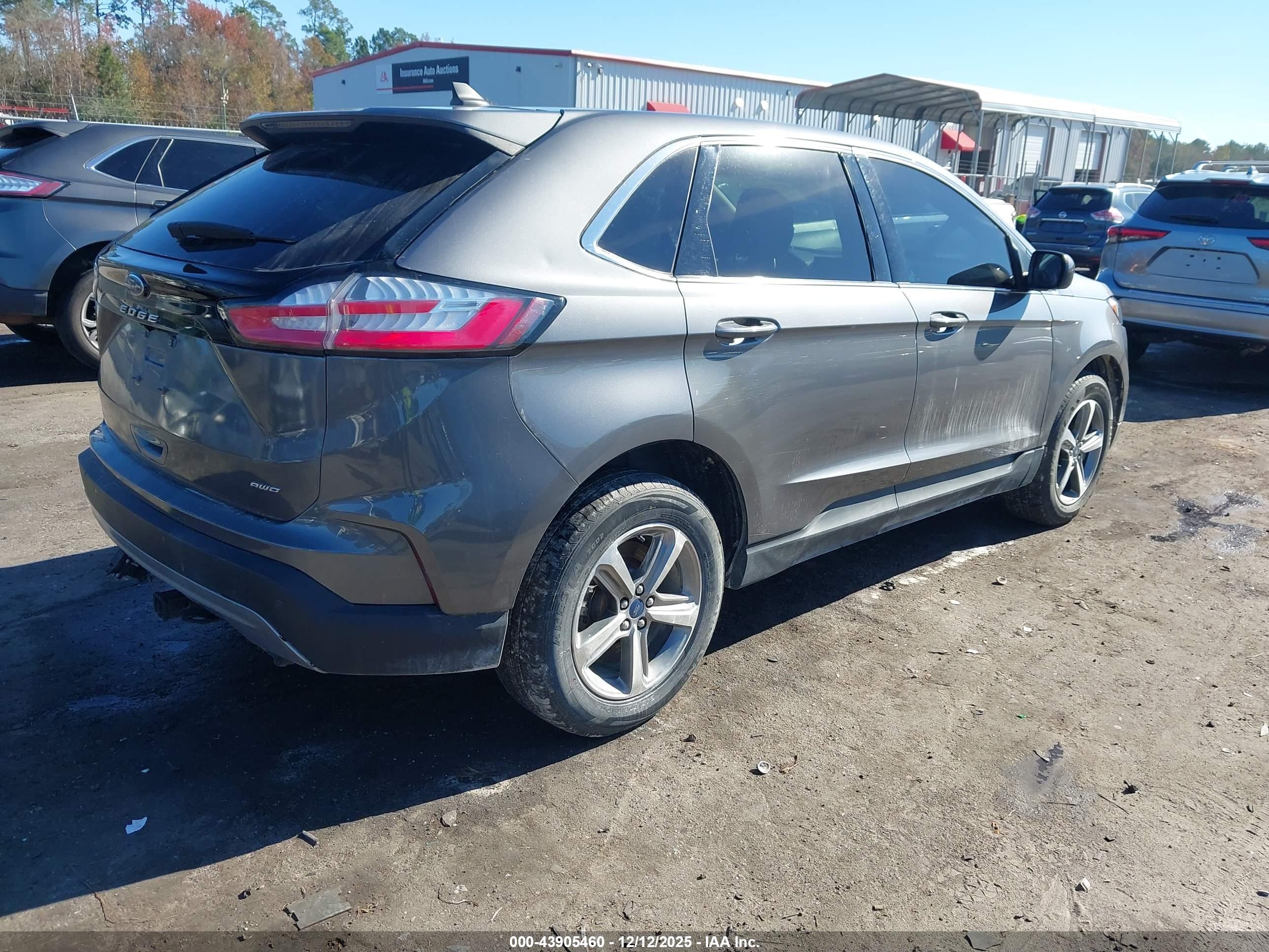 FORD EDGE image 4