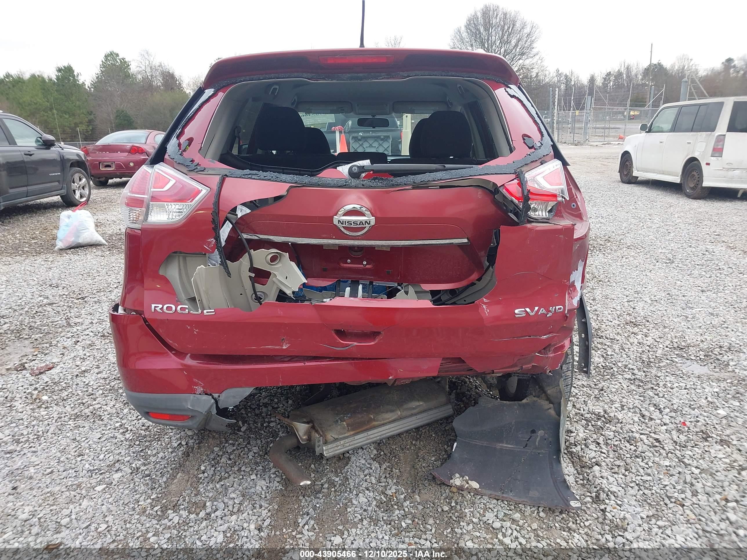 NISSAN ROGUE image 6